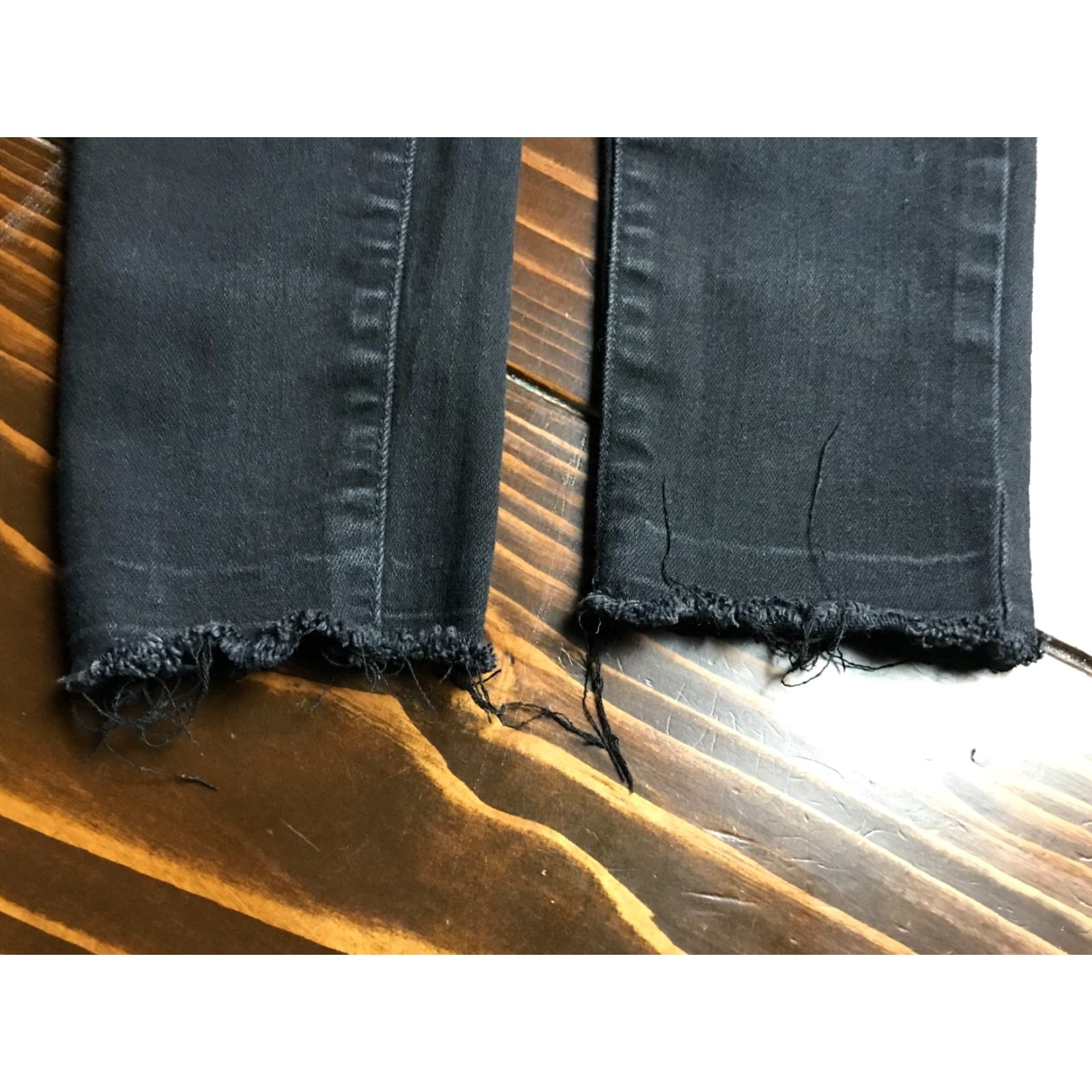 Vintage William Rast Jeans Women's Size 27 Black Denim High Rise Distressed Sculpted Size 27" / US 4 / IT 40 - 6 Thumbnail
