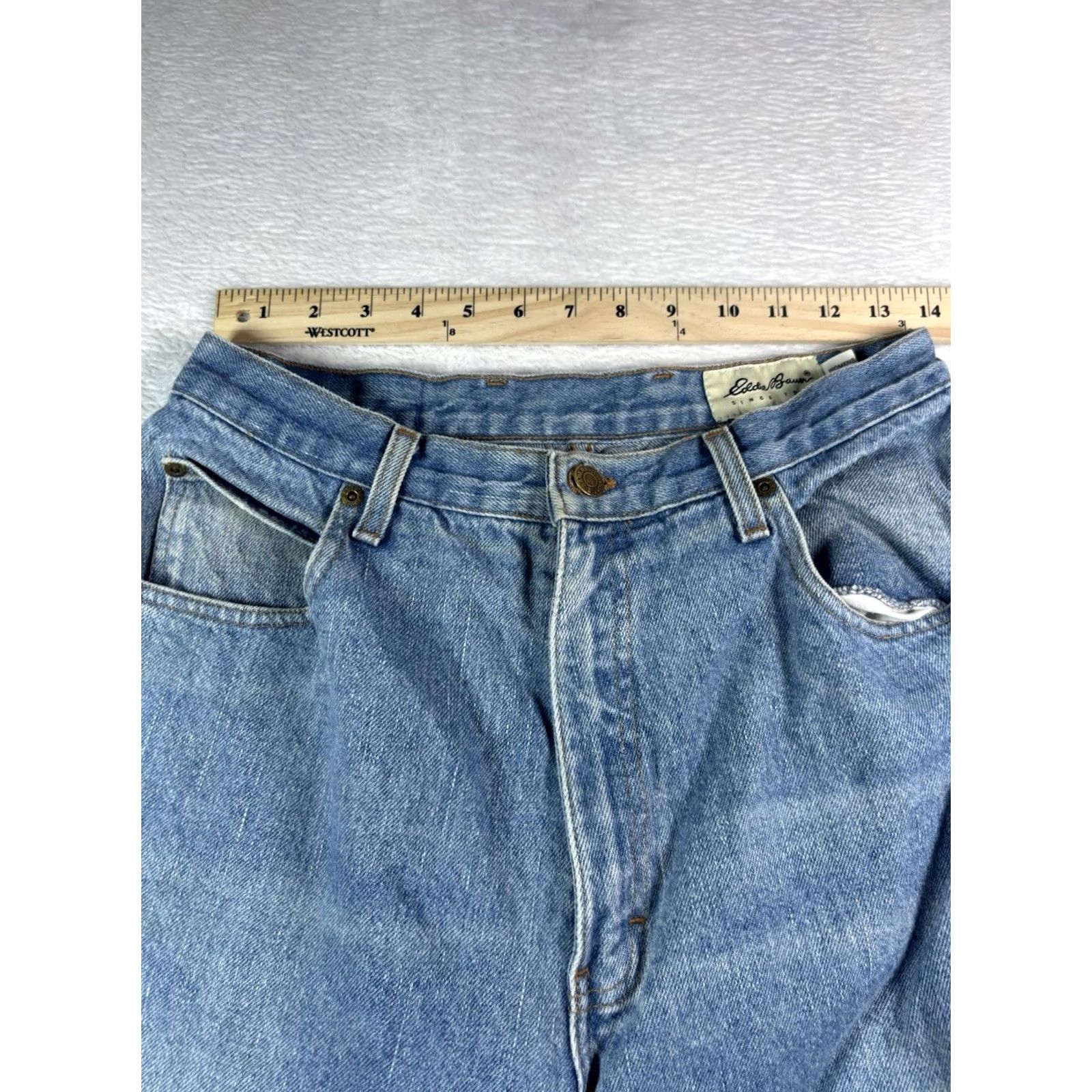 Eddie Bauer Eddie Bauer Womens Style Jeans Medium Wash 14 Denim Blue Solid 31in Inseam Mid Rise Belt Loops Classic Fit Womens Jeans Size 36" / US 14 / IT 50 - 6 Thumbnail