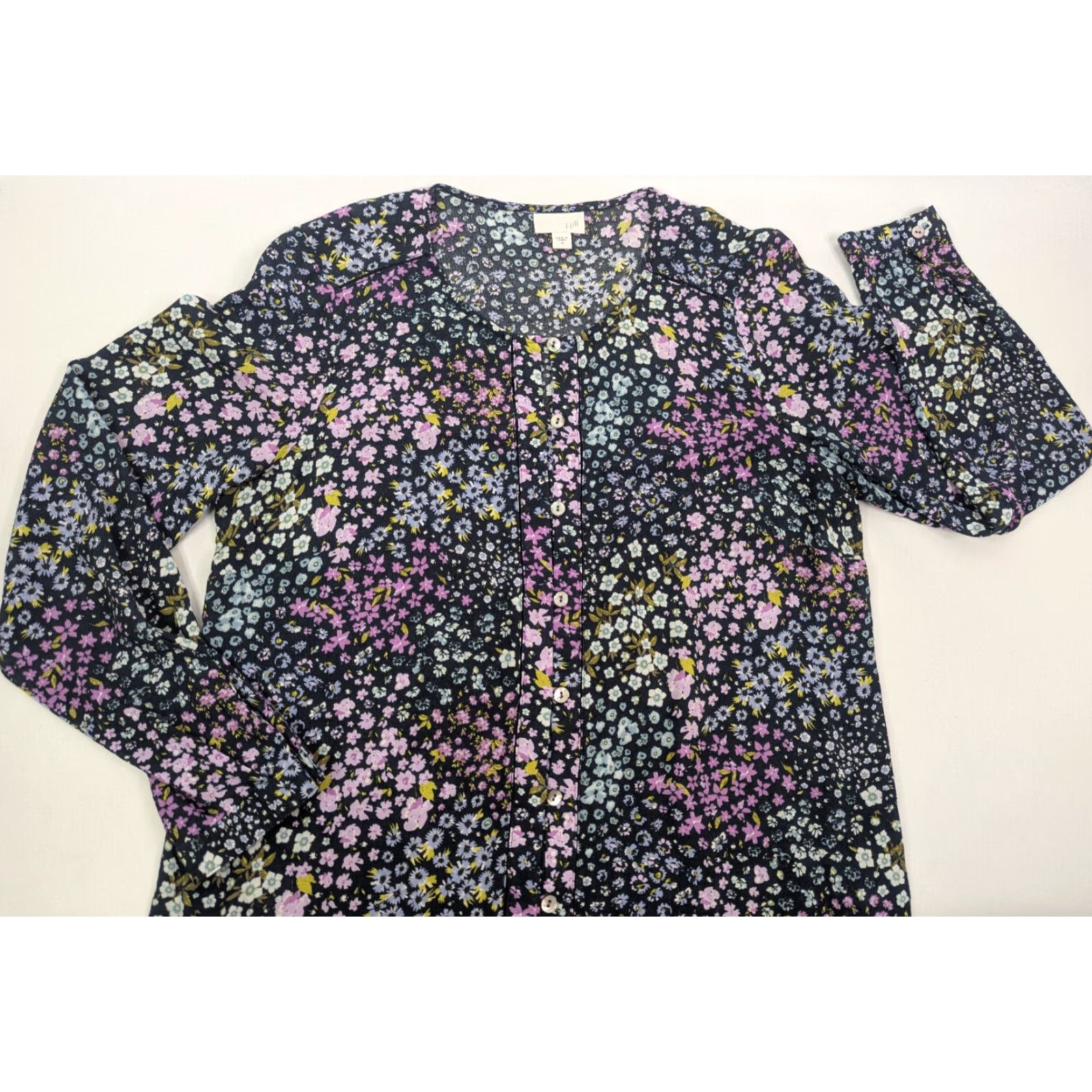 J. Jill J Jill Button Purple Floral Tunic Top Womens M Long Sleeve Boho Rayon Shirt Size M / US 6-8 / IT 42-44 - 2 Thumbnail