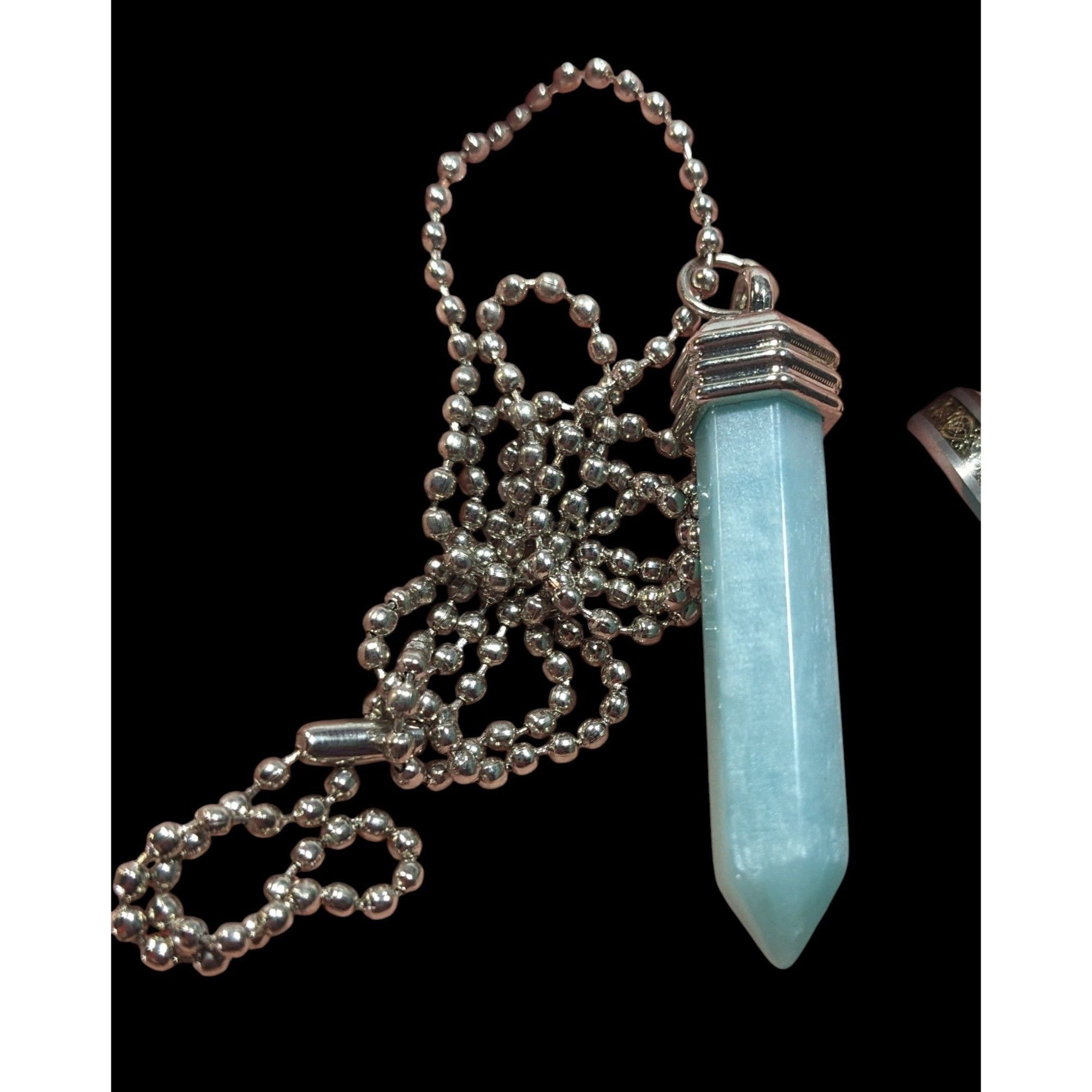 Other Simulated Blue Shimmer Crystal Pillar Pendant Necklace Size ONE SIZE - 2 Thumbnail