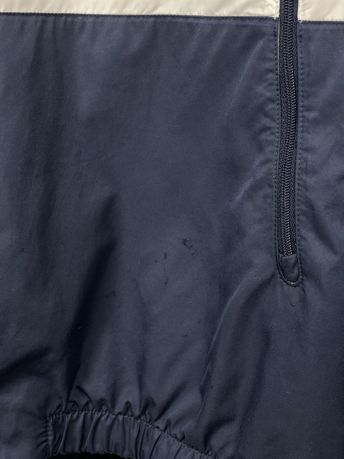 Nike SB Nike SB Windbreaker Hooded Skateboarding Jacket Men’s Size L Size US L / EU 52-54 / 3 - 14 Thumbnail