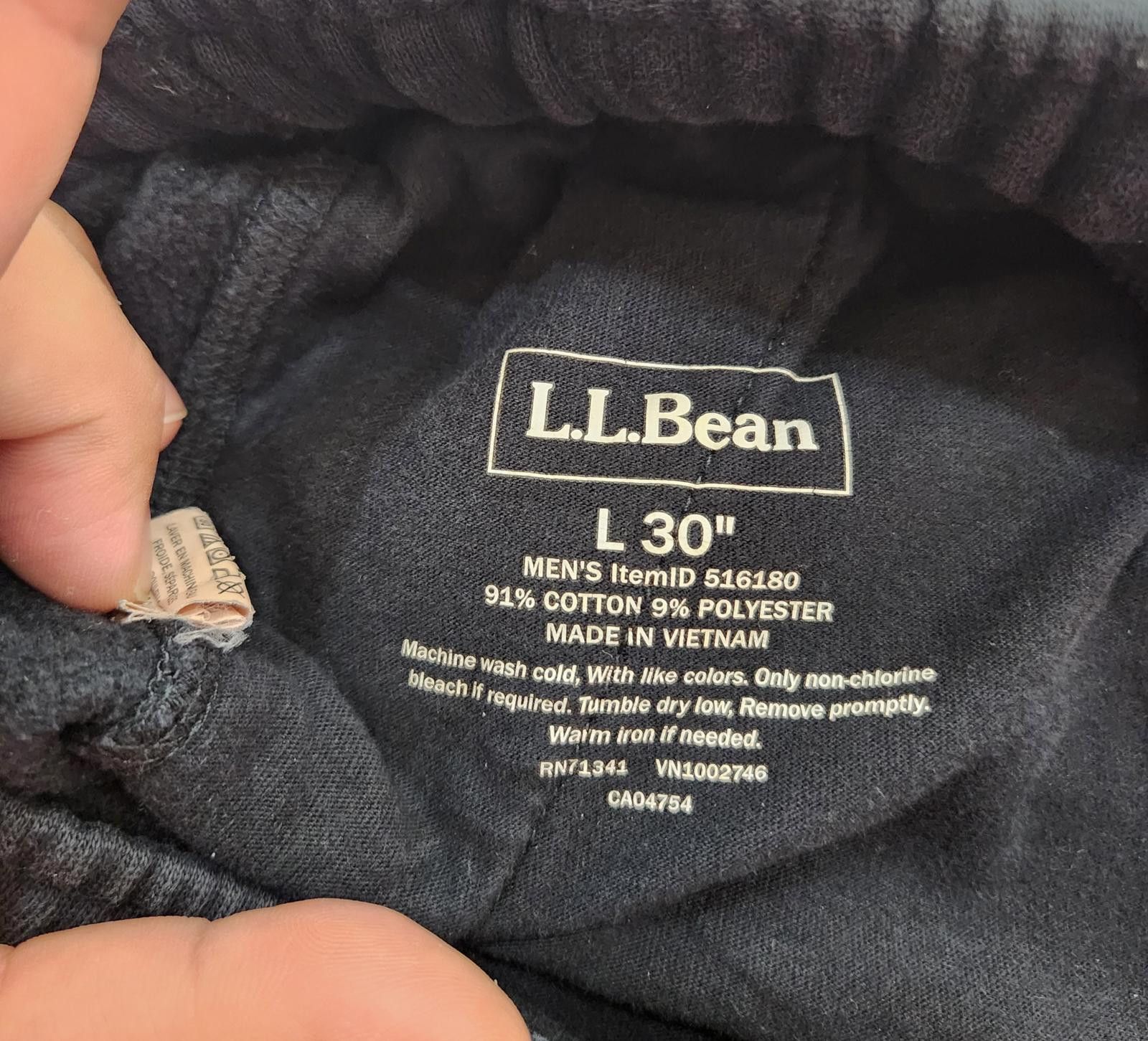 L.L. Bean L.L. Bean Men's Large 30" Black Comfort Camp Size US 34 / EU 50 - 8 Thumbnail