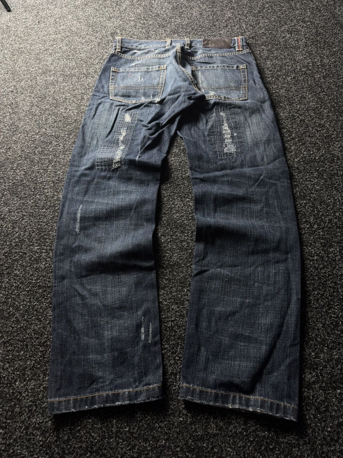Designer × Hugo Boss HUGO Boss Distressed Straight Jeans W32 L32 Italy Size US 32 / EU 48 - 9 Thumbnail