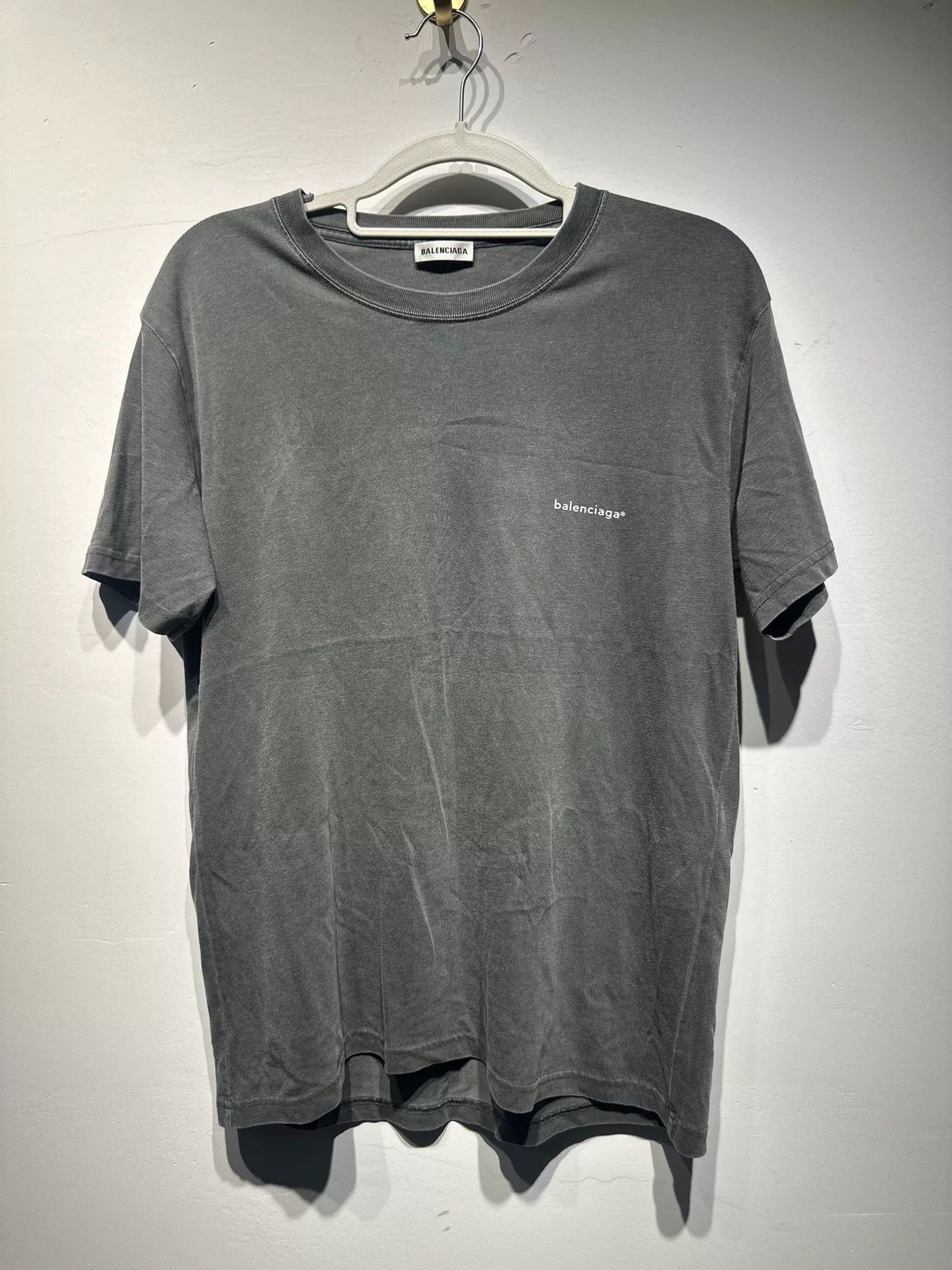 Balenciaga Balenciaga Retro Printed Gray T-Shirt L Women Size L / US 10 / IT 46 - 1 Thumbnail