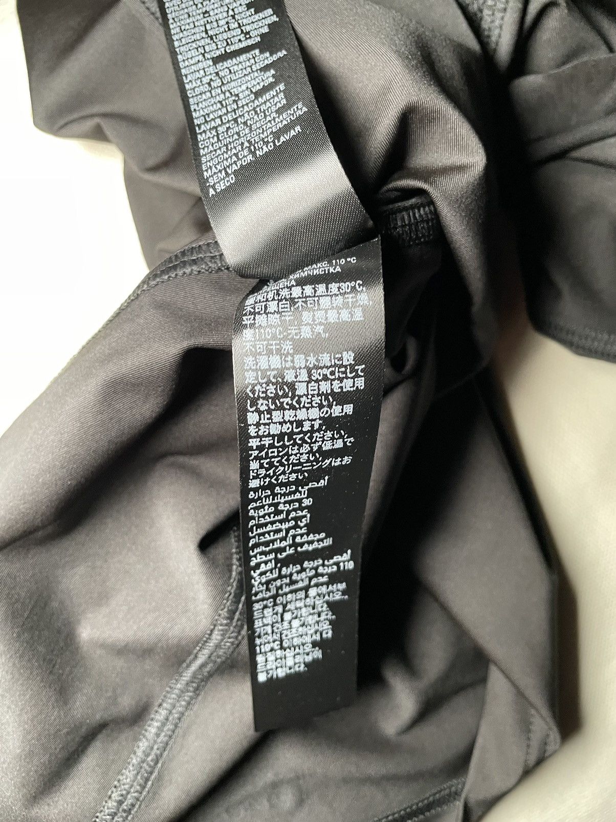 Balenciaga Balenciaga Activewear 3B Top Size M / US 6-8 / IT 42-44 - 14 Thumbnail