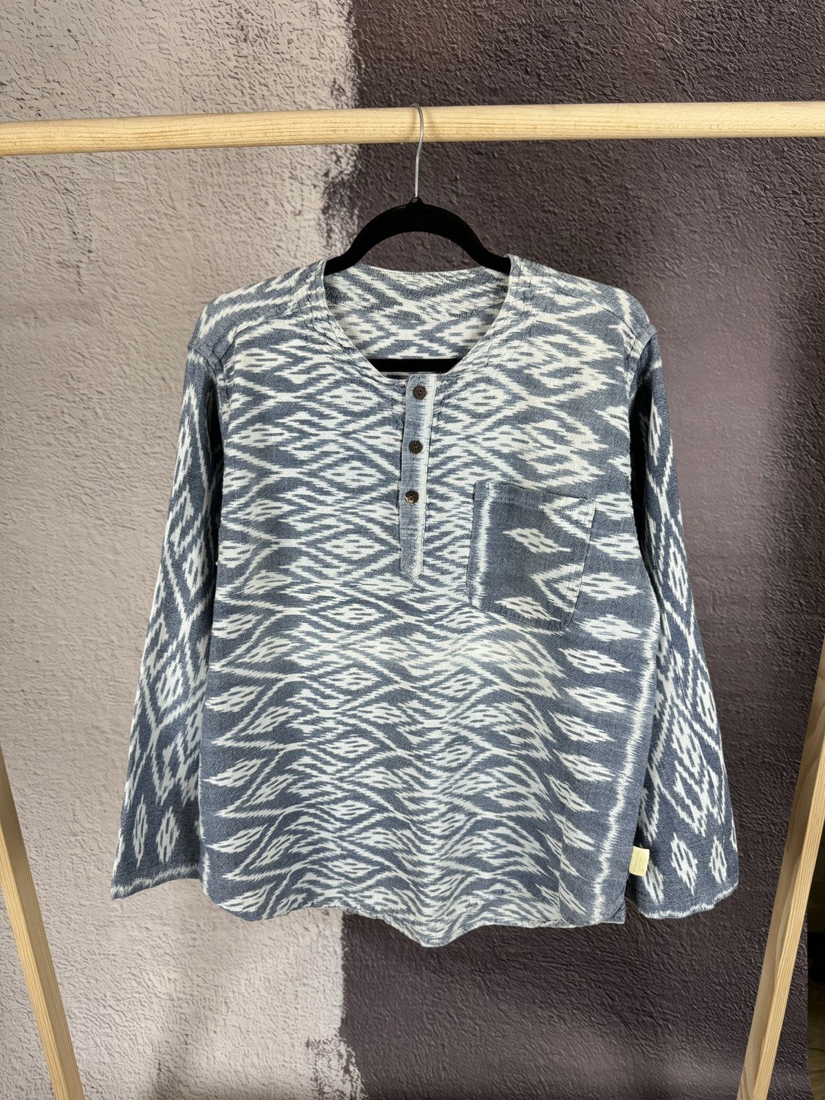 Japanese Brand Vintage Thailand Aztec pattern beach Hawaiian shirt Size US M / EU 48-50 / 2 - 1 Thumbnail
