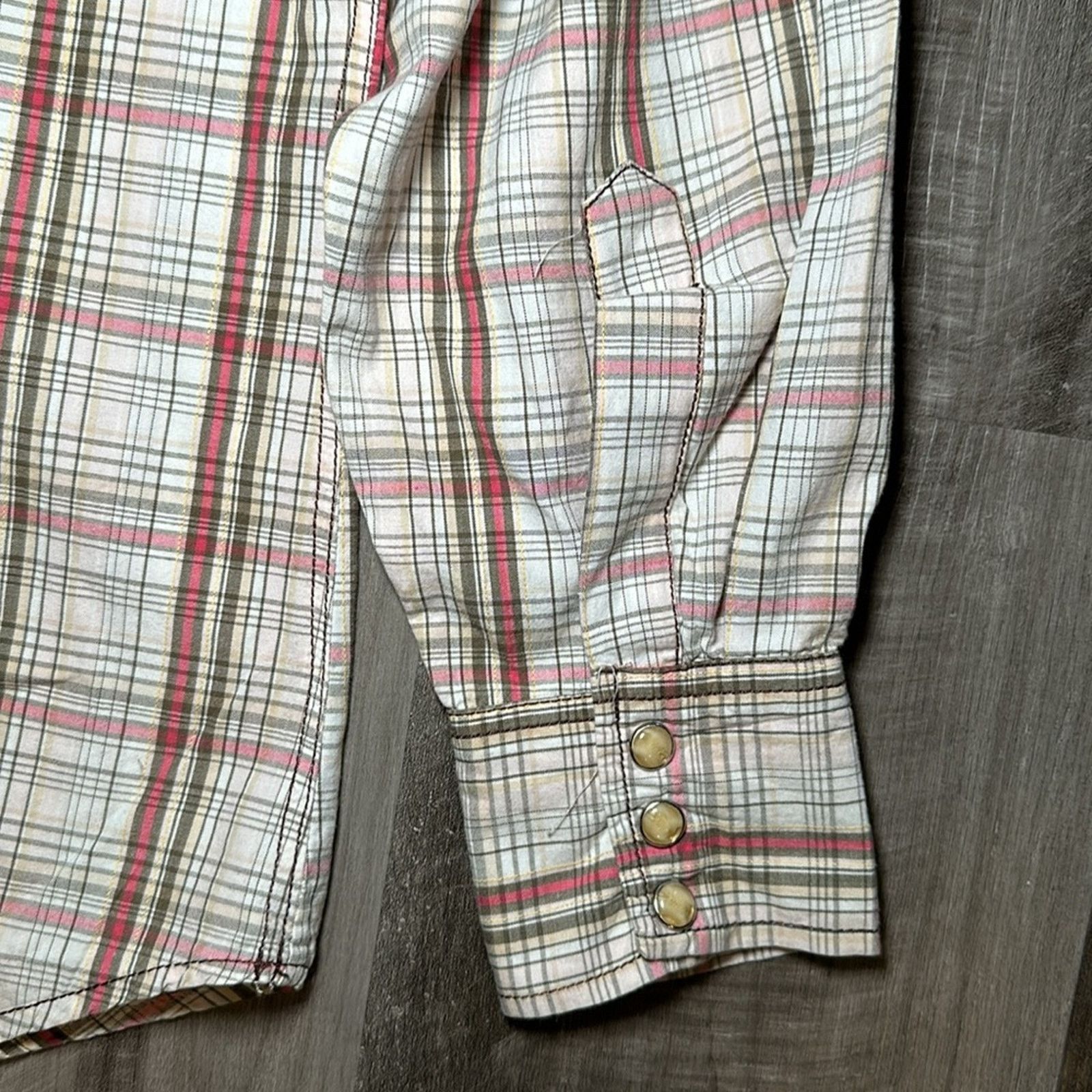 Other Cowboy Hardware Western Long Sleeve Pearl Snap - Medium Size US M / EU 48-50 / 2 - 4 Thumbnail