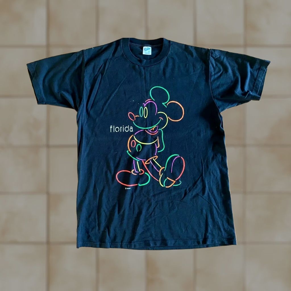 Velva Sheen VINTAGE Velva Sheen Mickey Mouse T-Shirt Mens L Black 50/50 Crew Neck Short Sleeve 90s 80s Disney Florida USA Size US L / EU 52-54 / 3 - 1 Thumbnail