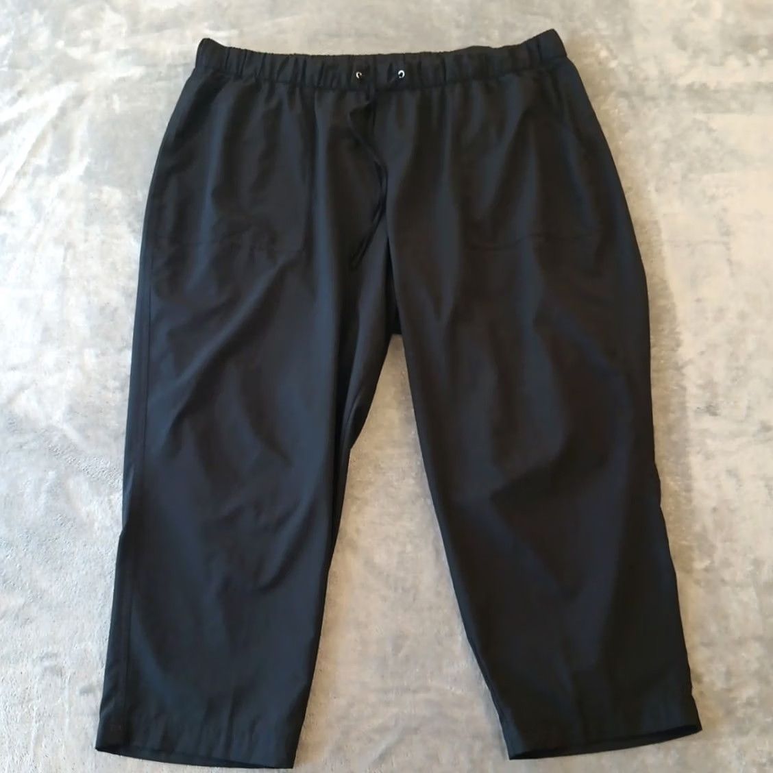 Old Navy Old Navy Pants Womens 2XL Black Cropped Stretchtech Elastic Drawstring Pockets Size 40" / US 18 - 2 Thumbnail