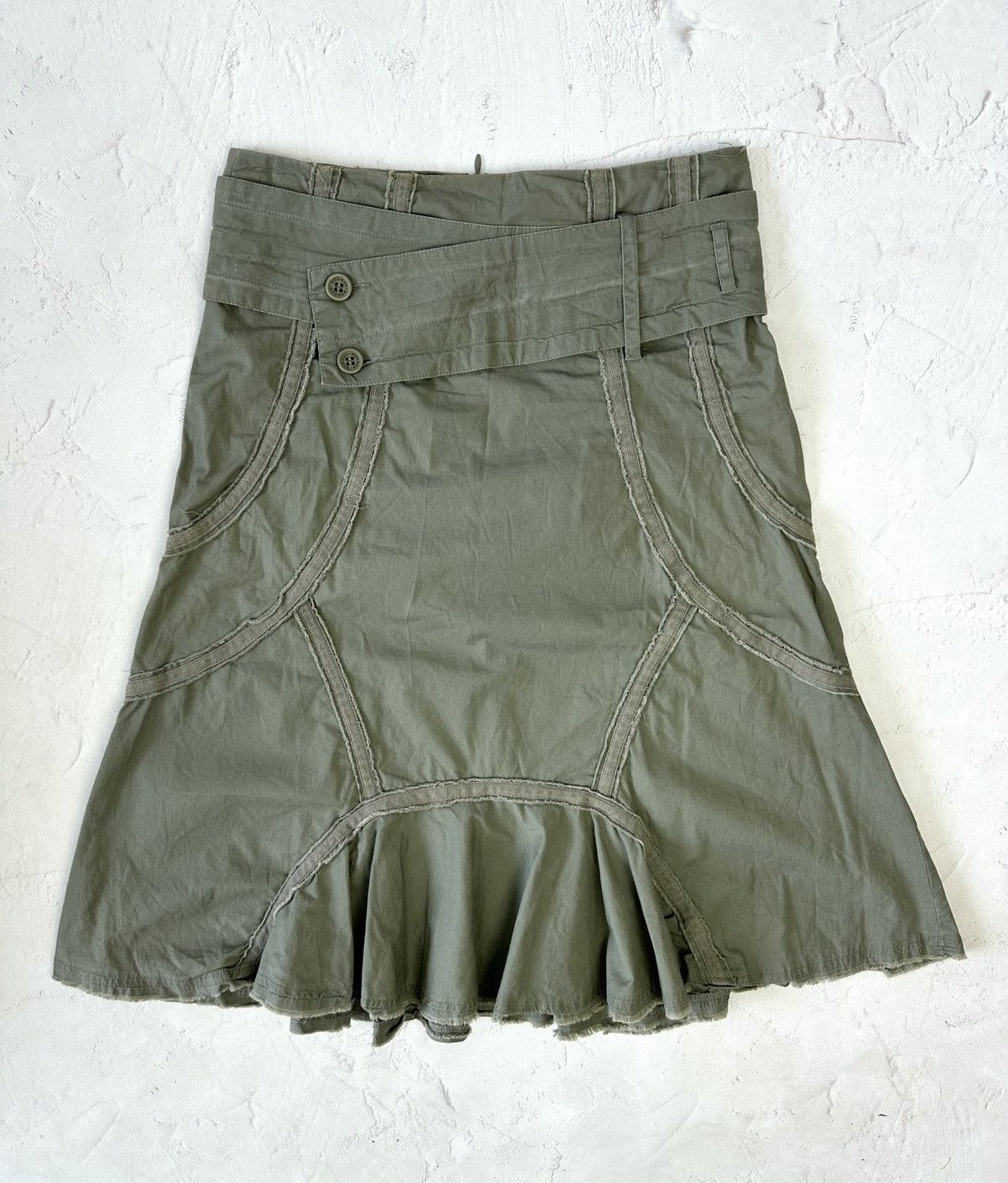 If Six Was Nine Vintage Asymmetrical Belt Khaki Skirt Size 27" / US 4 / IT 40 - 1 Thumbnail