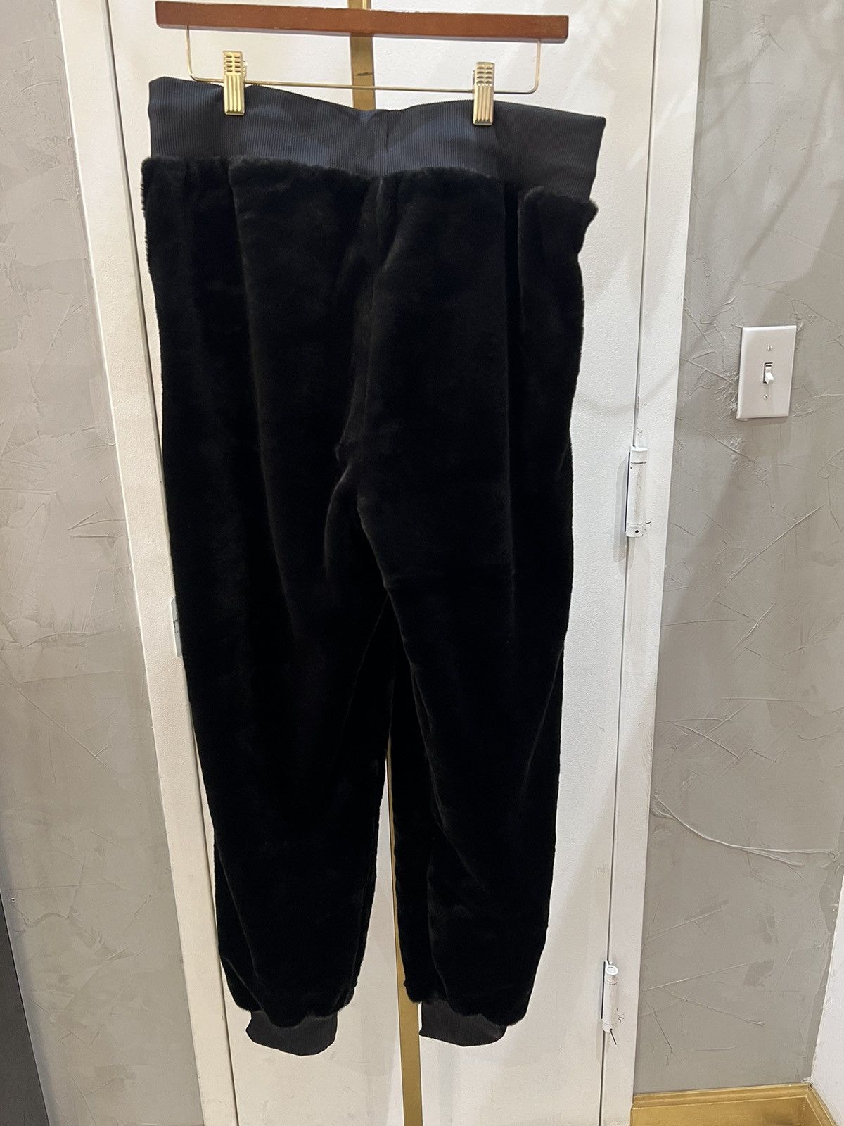 Puma Wmns Puma Winter Classic Pants Black L Size 32" / US 10 / IT 46 - 2 Thumbnail
