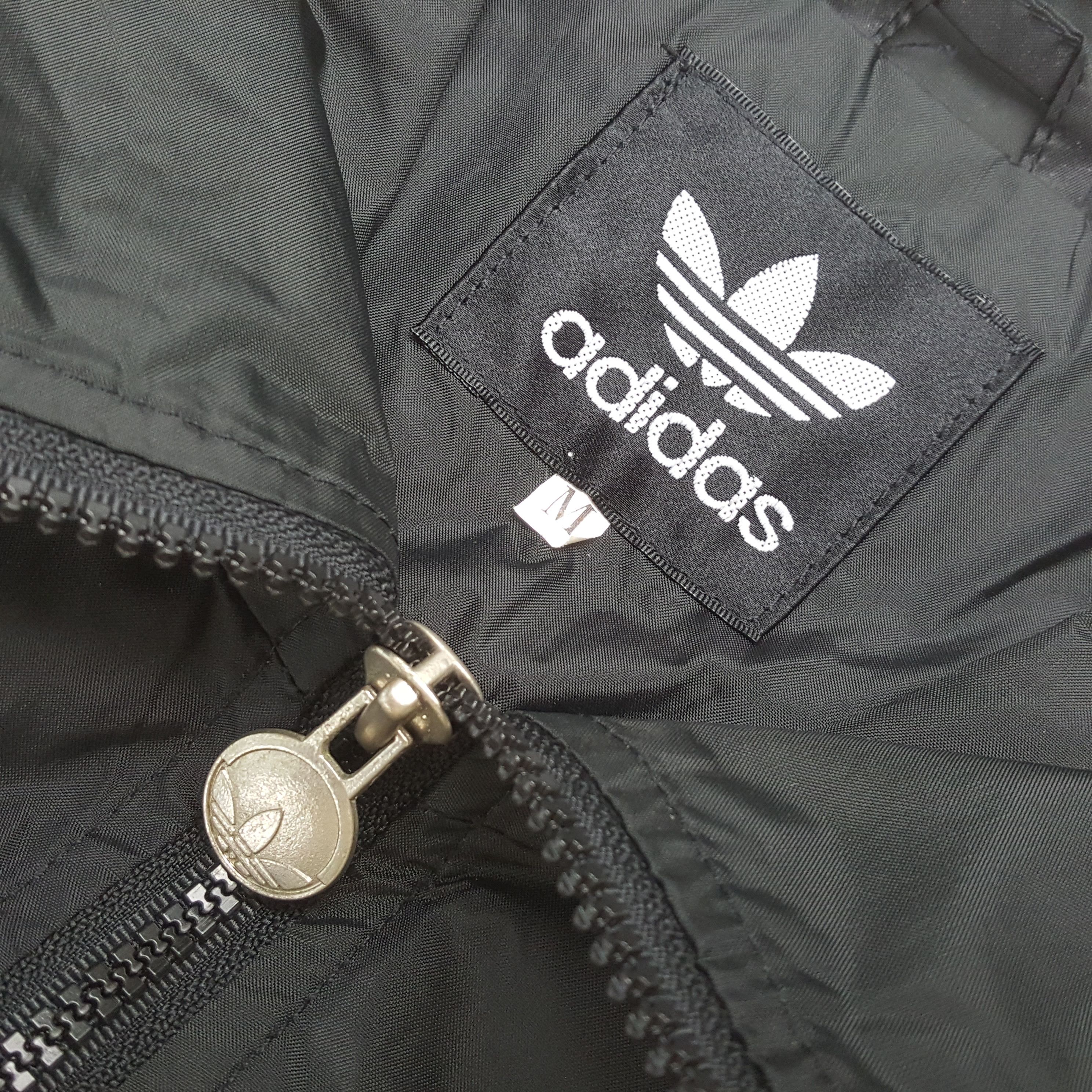 Adidas Vintage Adidas Sportswear Big Logo Windbreaker Jacket RR2 Size US XL / EU 56 / 4 - 5 Thumbnail