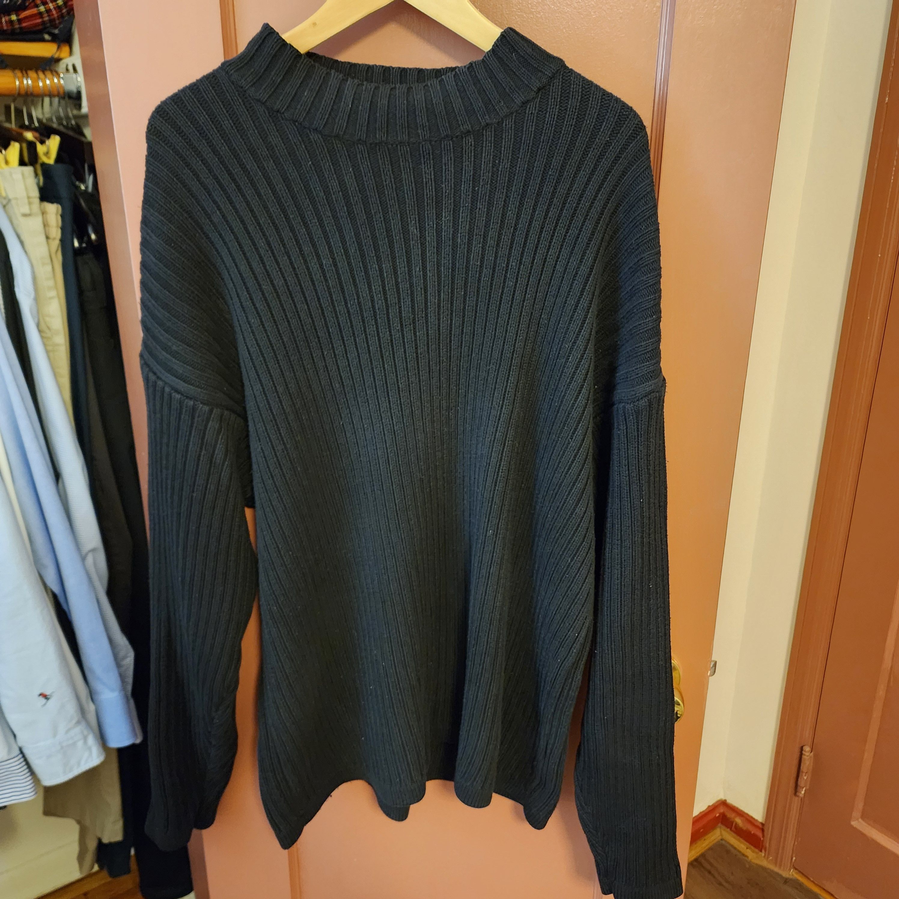 Guess Guess Black Oversize Jumper Size US L / EU 52-54 / 3 - 1 Thumbnail