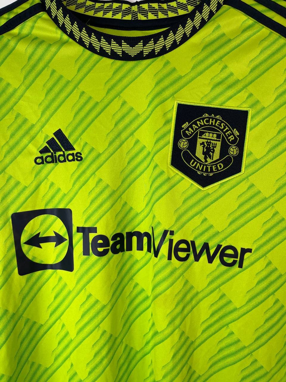 Adidas MANCHESTER UNITED 2022 2023 THIRD SHIRT ADIDAS YOUTH SIZE XS Size US XS / EU 42 / 0 - 2 Thumbnail