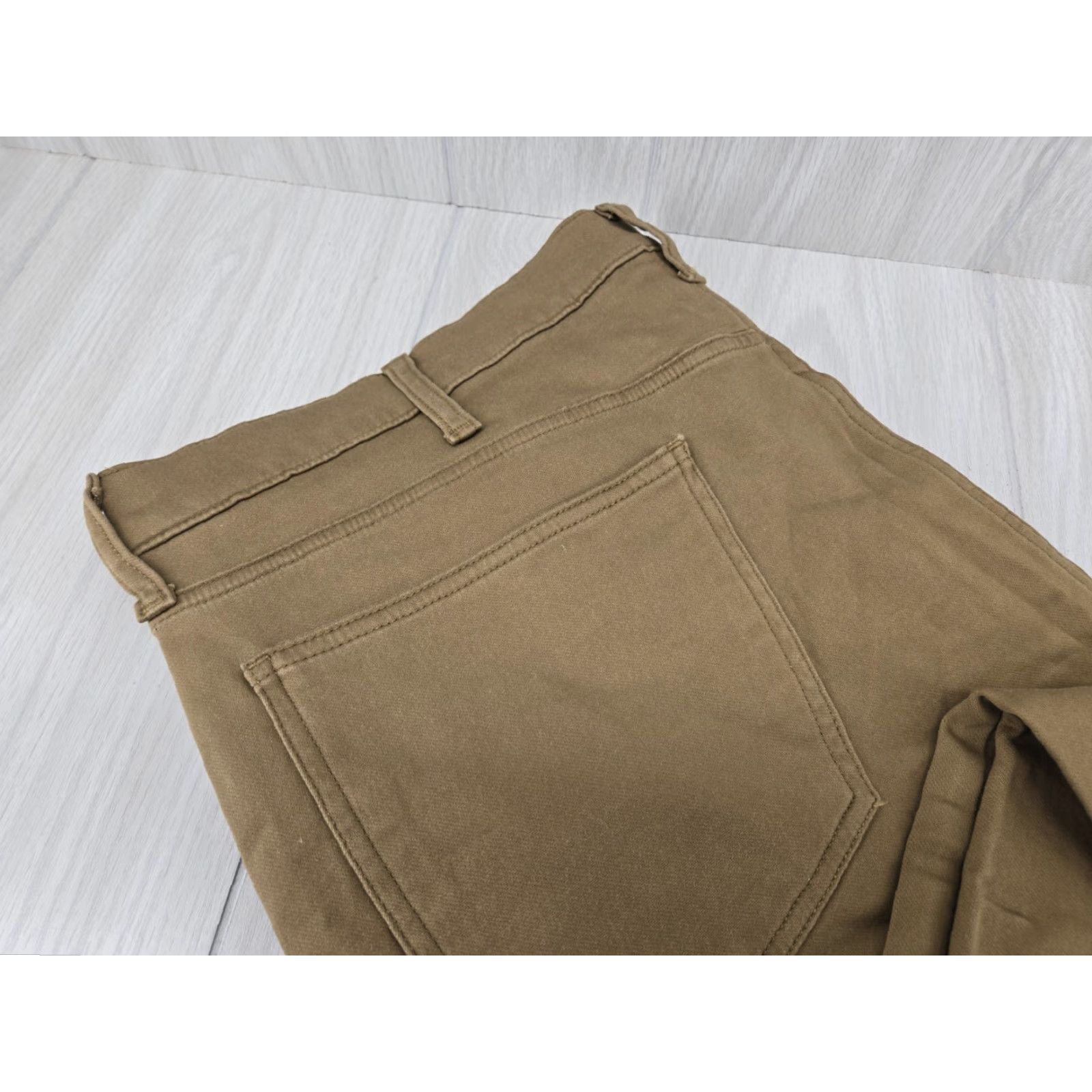 Banana Republic VINTAGE Banana Republic Pants Mens 40x30 Brown Flat Front 5-Pocket Size US 40 / EU 56 - 7 Thumbnail