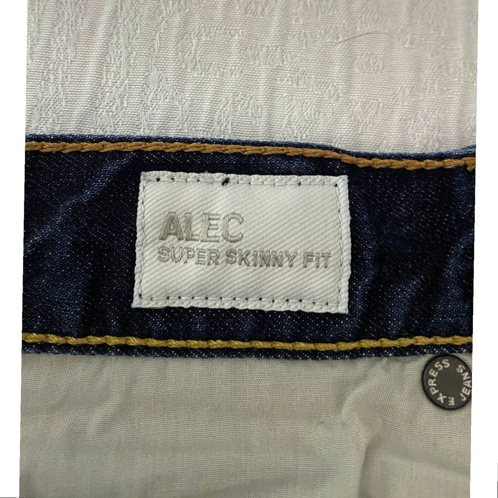 Express VINTAGE is not applicable; use Express Alec Jeans Skinny Men 28x30 Blue Denim Dark Wash Stretch 5-Pocket City Modern Fashion Jeans Mens Size US 28 / EU 44 - 4 Thumbnail