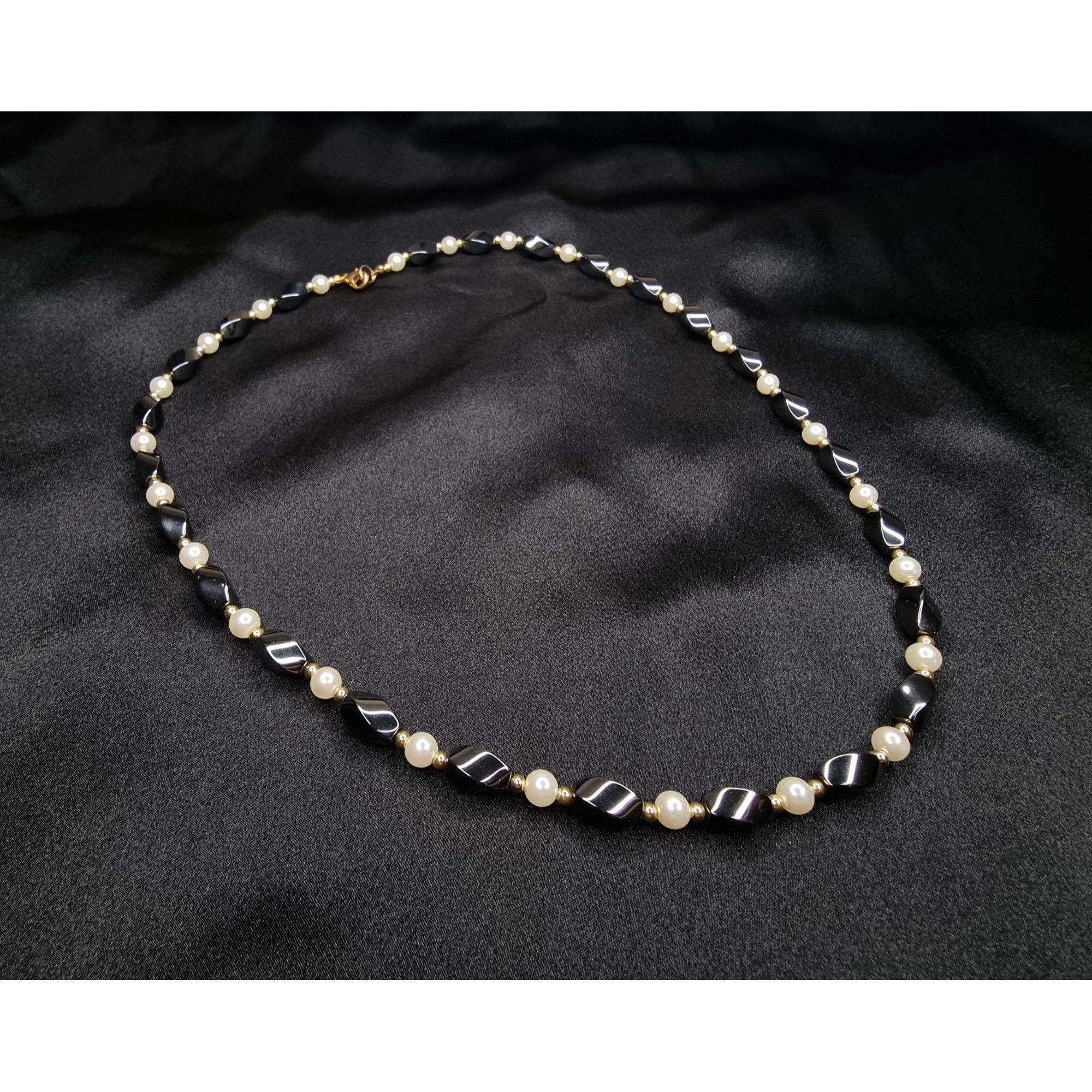 Vintage Hematite & Faux Pearl Necklace With Gold-Tone Accents Size ONE SIZE - 1 Thumbnail