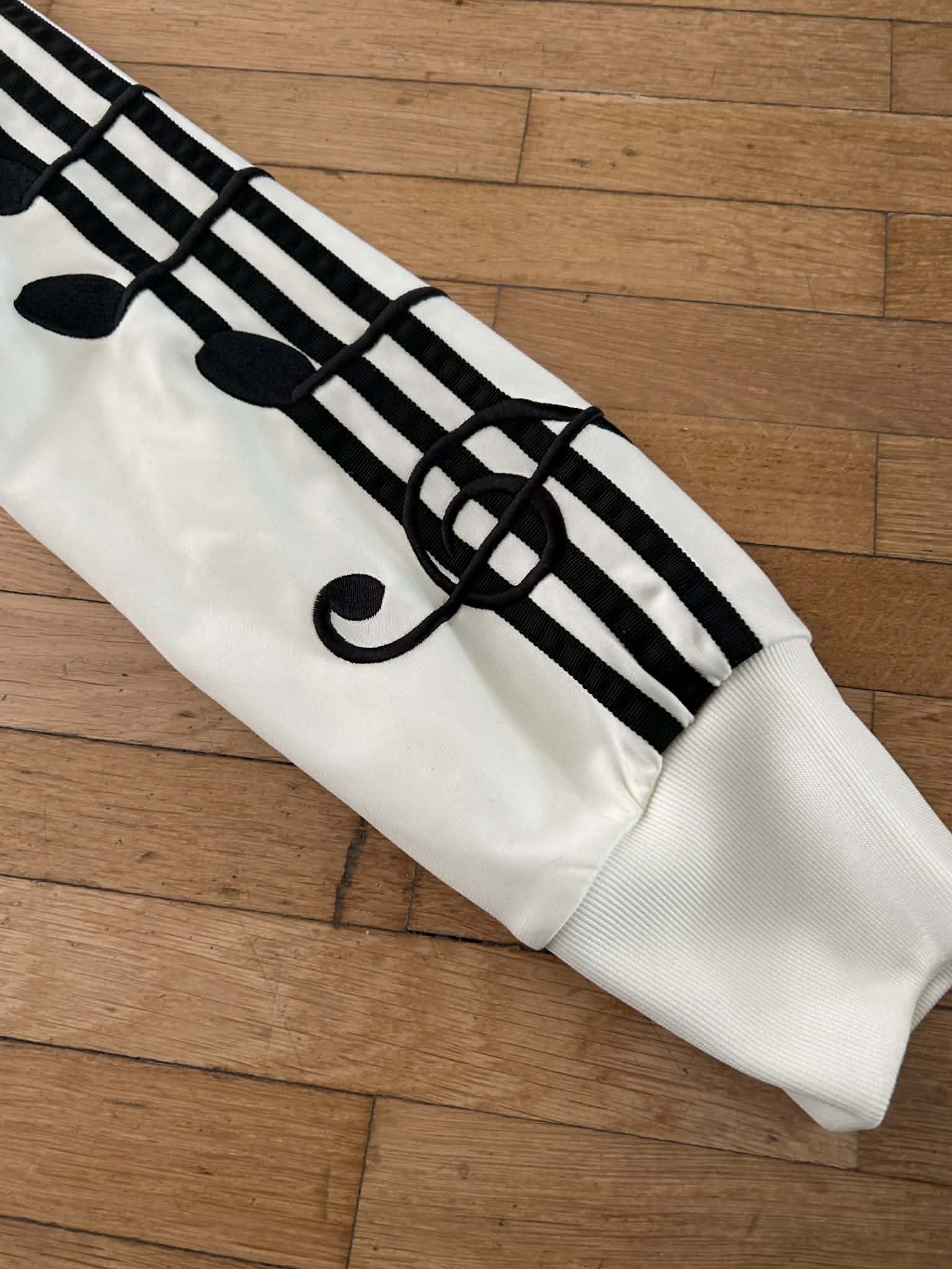 Adidas × Jeremy Scott Adidas x Jeremy scott music note tracksuit Size US L / EU 52-54 / 3 - 5 Thumbnail