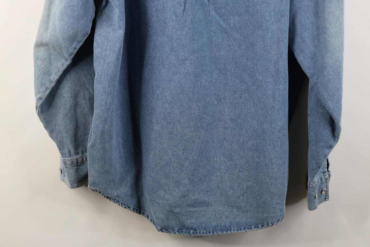 Pelle Pelle Deadstock Vintage 90s Pelle Pelle Collared Button Shirt Size US M / EU 48-50 / 2 - 17 Thumbnail