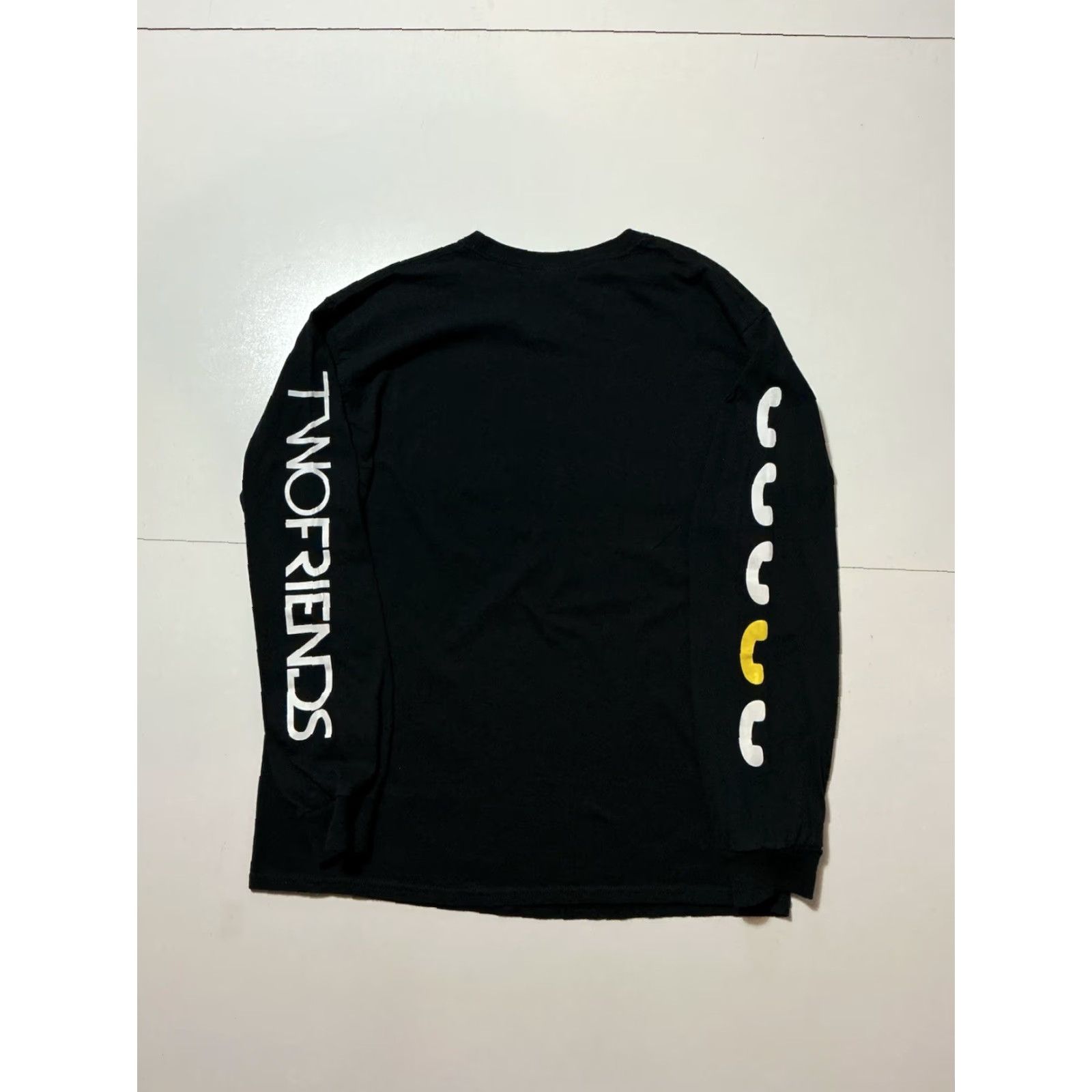 Gildan Dial It In x Two Friends Los Angeles DJ House Dance Official Merch L/S T-Shirt L Black Mens Gildan Painted Angel Graphic Size US L / EU 52-54 / 3 - 2 Thumbnail