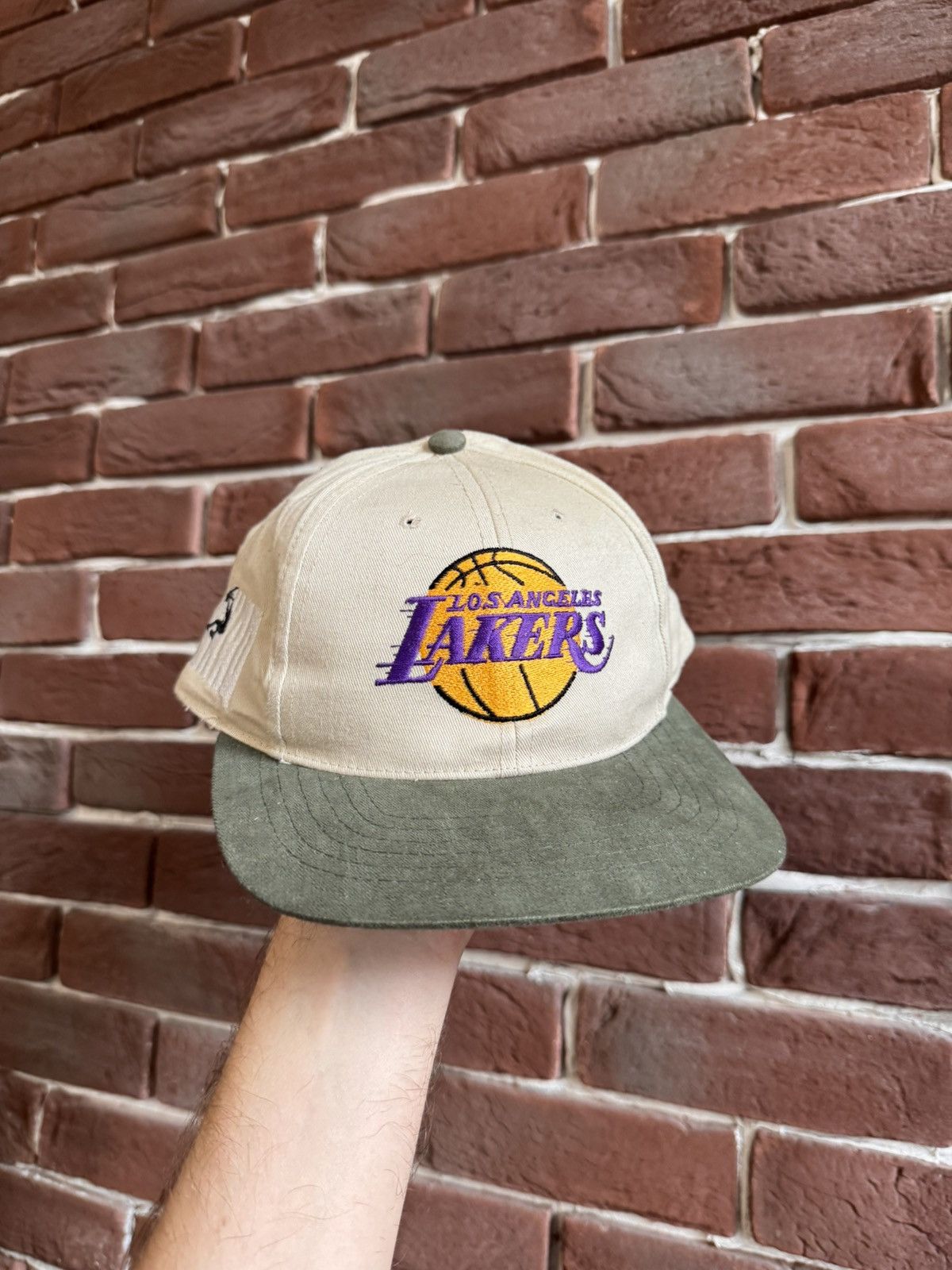 Vintage Vintage 90s Los Angeles Lakers NBA Snapback Hat Cap Size ONE SIZE - 1 Thumbnail