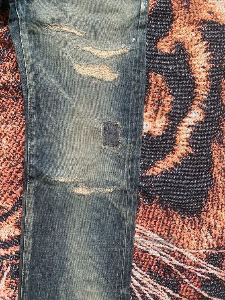 Neighborhood Neighborhood size L King of Cows with Slashed Design Size US 27 - 3 Thumbnail