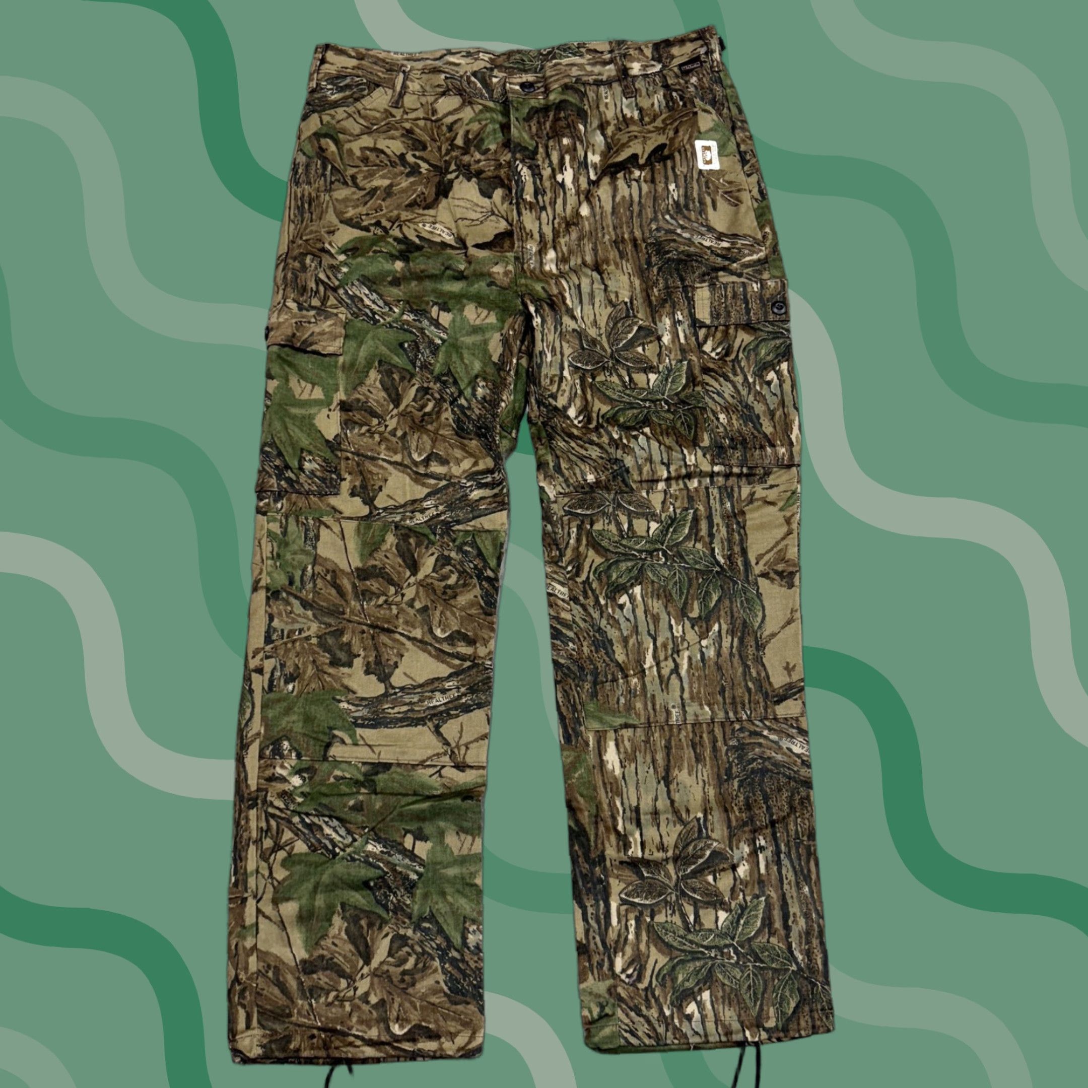 Walls VINTAGE Walls pants Mens XL Regular Camouflage Cargo Workwear Pockets Zipper Fly Hem Drawstring 715 559A Green 31 in Inseam Size US 36 / EU 52 - 1 Thumbnail