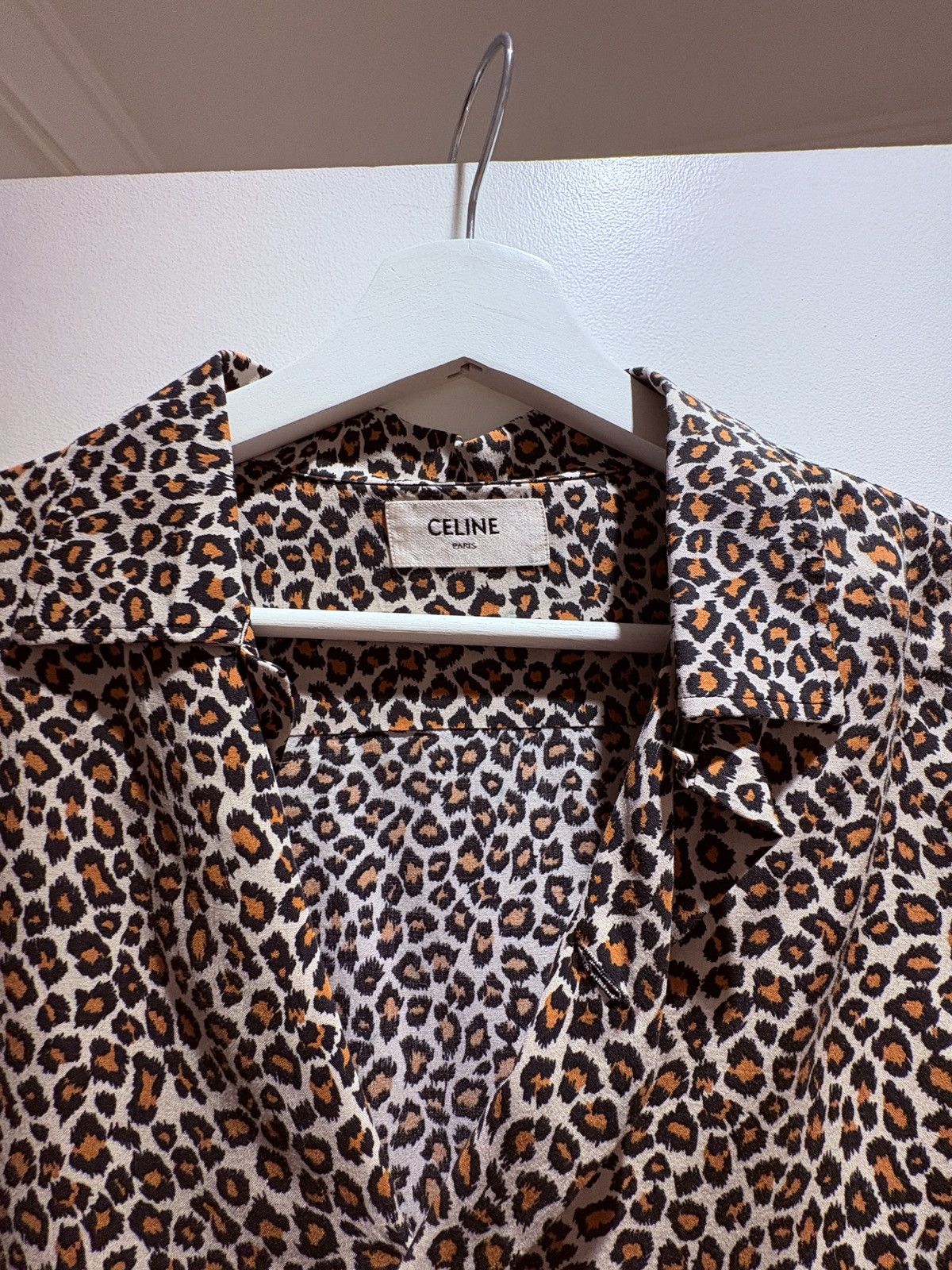 Celine Celine Leopard shirt Size US S / EU 44-46 / 1 - 2 Thumbnail