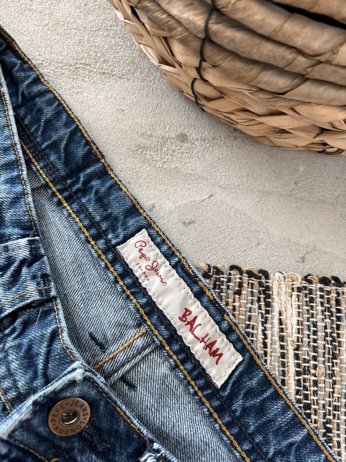 Pepe Jeans × Vintage Hype Vintage Pepe Jeans Blue Denim London Distressed Y2K Size US 32 / EU 48 - 13 Thumbnail