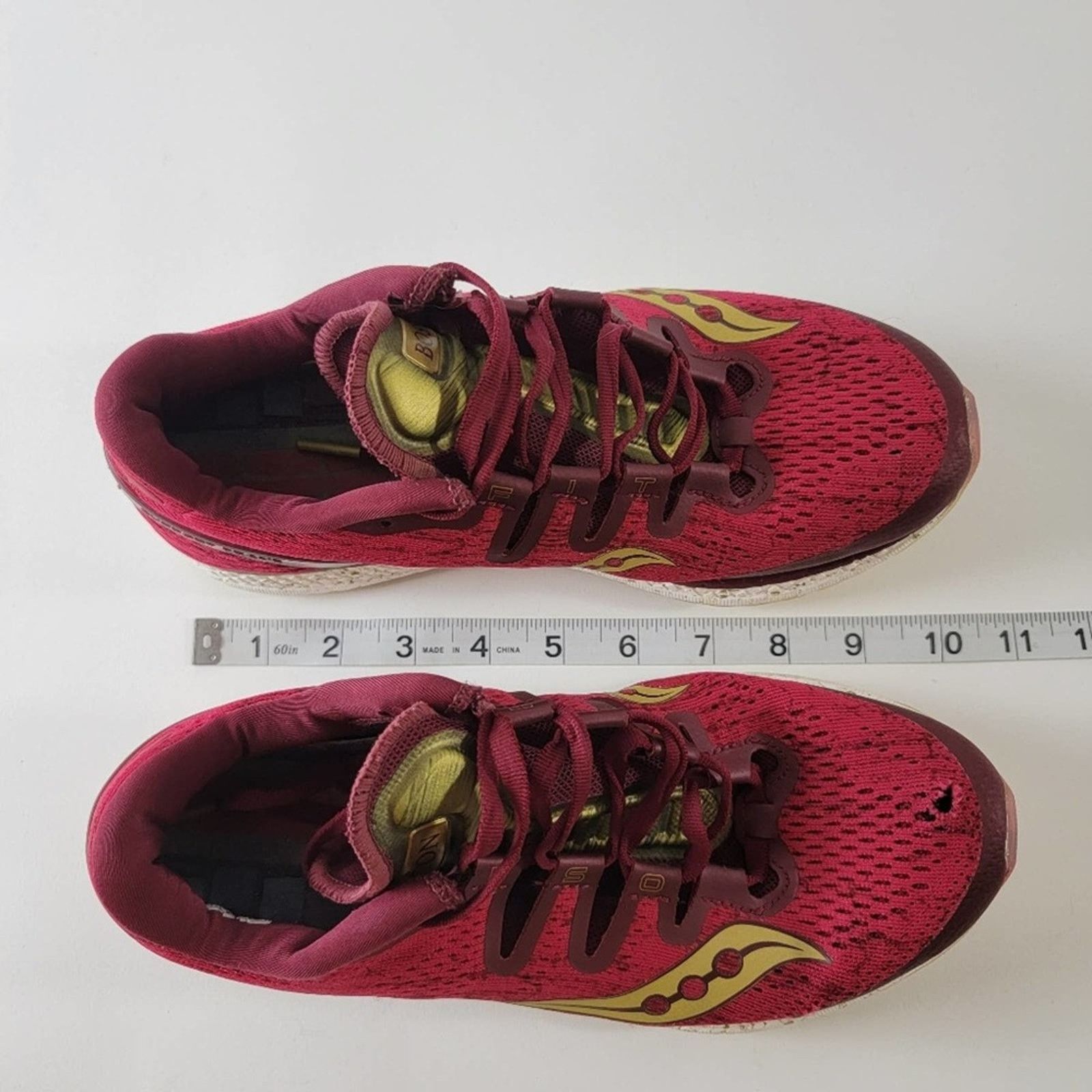 Saucony Rare Saucony Limited Edition Boston Freedom ISO - 9.5 Size US 9.5 / EU 42-43 - 12 Thumbnail