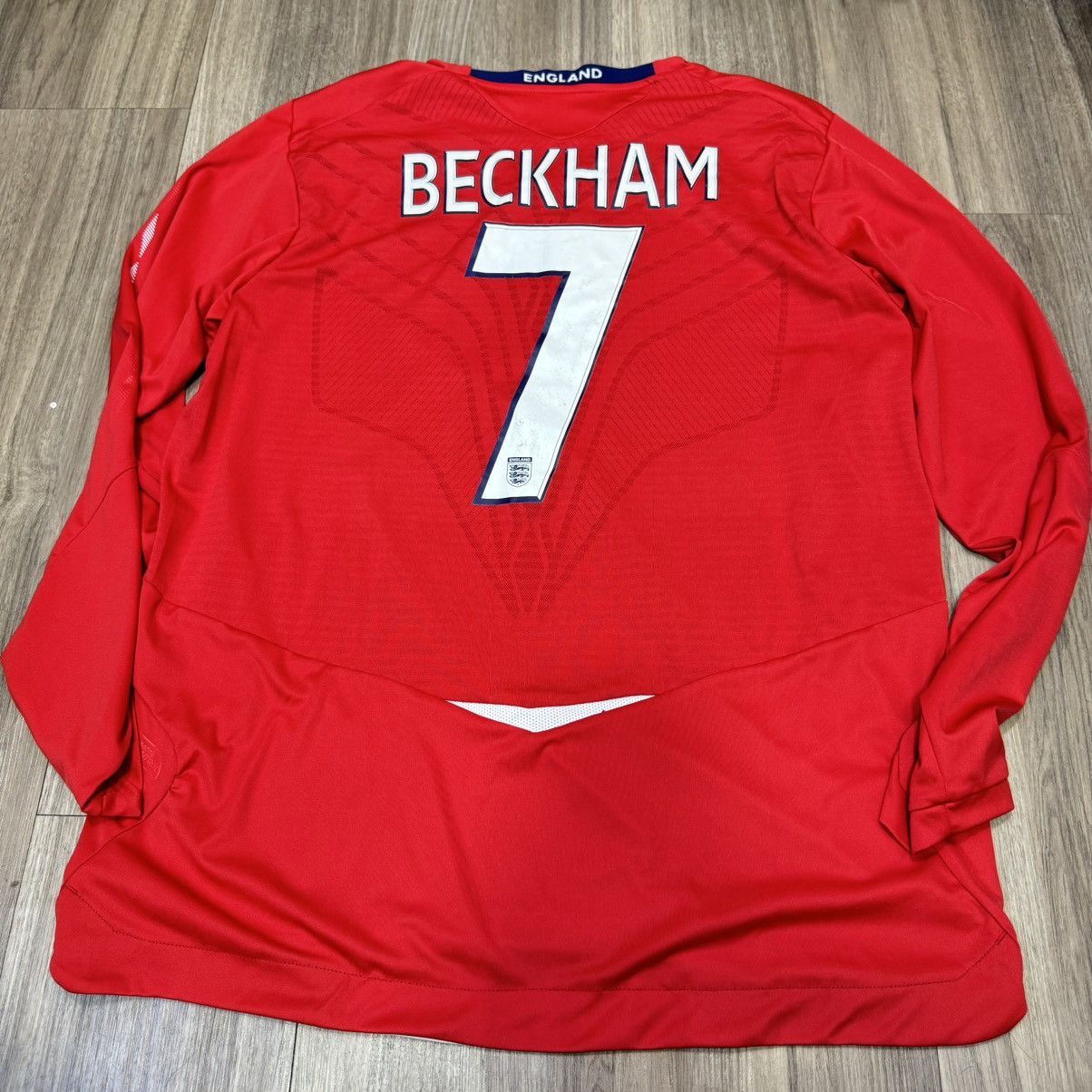 Umbro England 08/09 Longsleeves home shirt #7 Beckham Size US XL / EU 56 / 4 - 2 Thumbnail