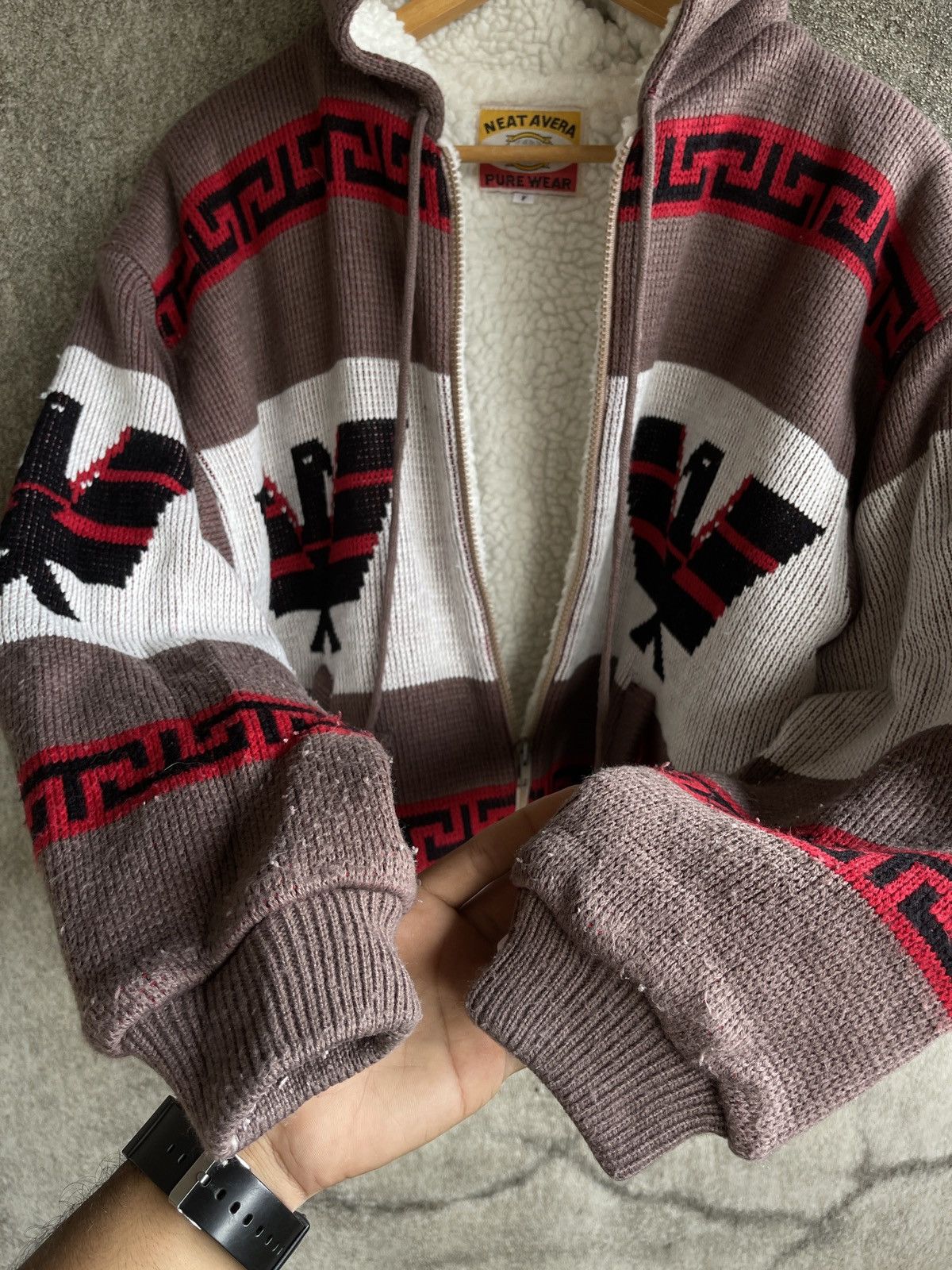Native vintage 80s Thunderbird Eagle native-pattern hoodie Jacket Size US L / EU 52-54 / 3 - 4 Thumbnail