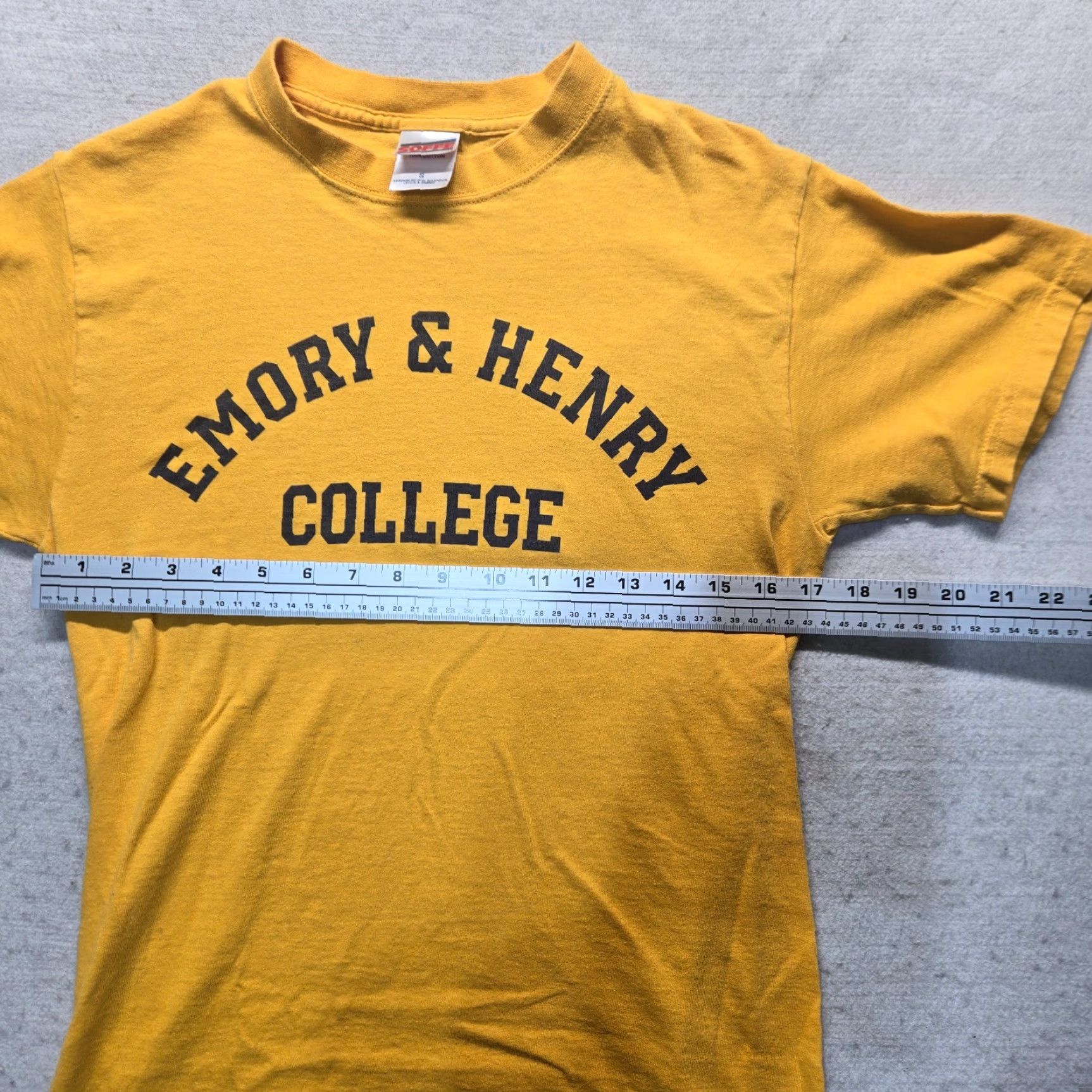 Vintage VINTAGE Emory & Henry College Shirt T-Shirt Mens S Yellow Logo 90s College Merch Size US S / EU 44-46 / 1 - 4 Thumbnail