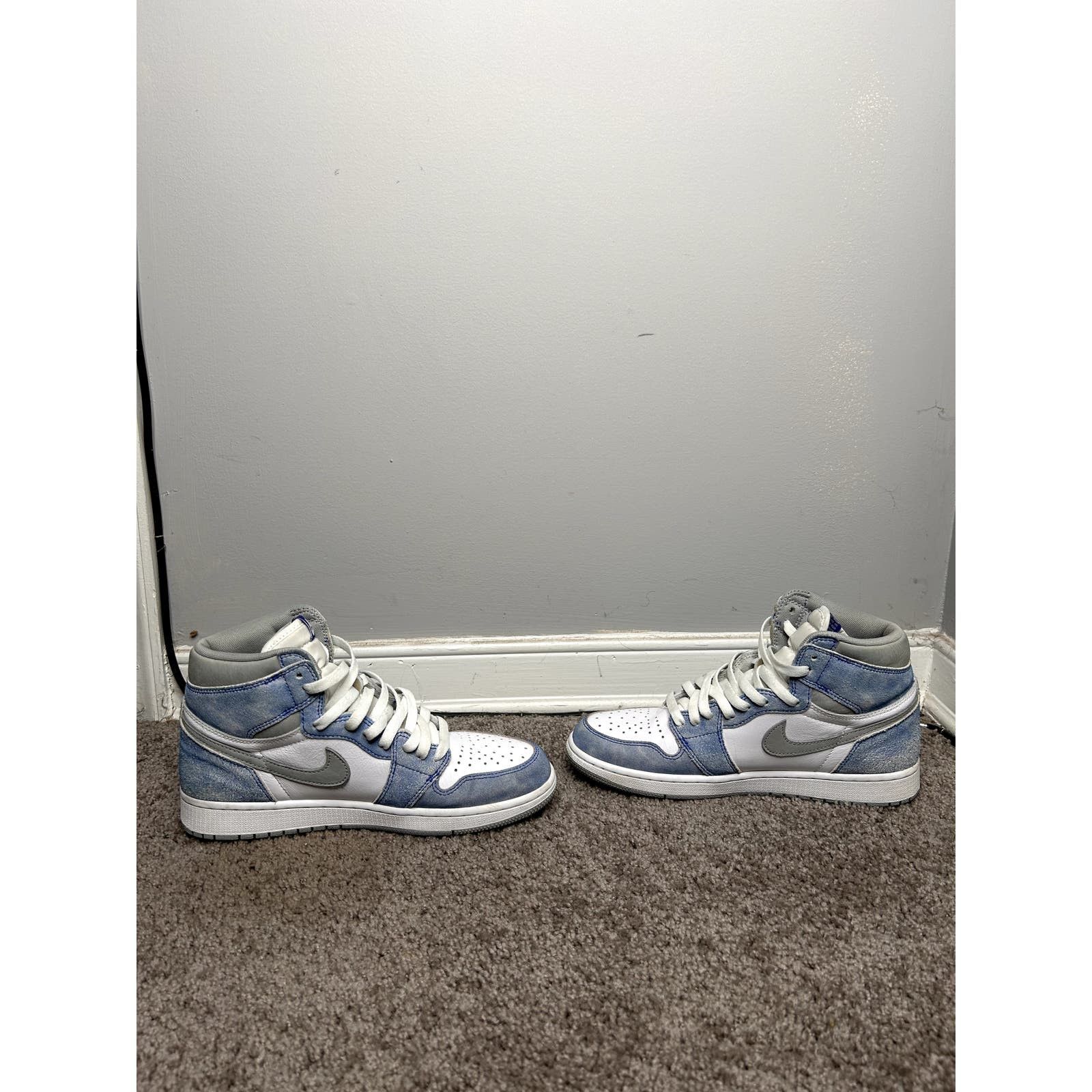 air jordan 1 retro hyper royal