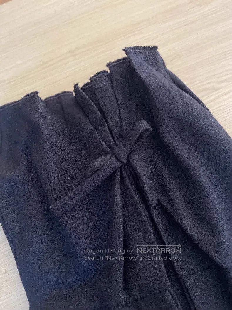 Prada Prada 25 autumn and winter bow skirt Size XS / US 0-2 / IT 36-38 - 4 Thumbnail