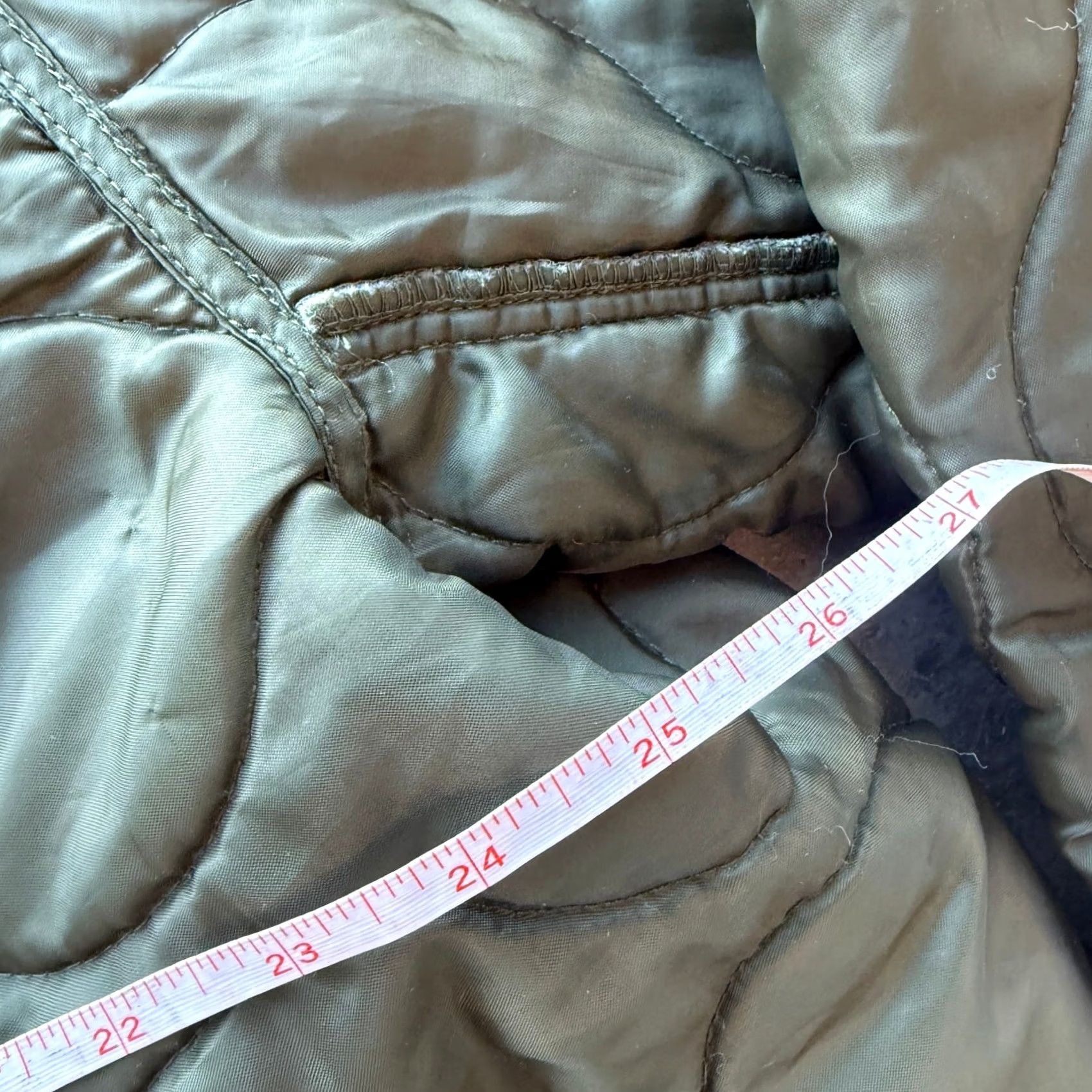 Vintage VINTAGE Military Green Quilted Bomber Longsleeve Jacket Liner Men’s Large Jacket Size US L / EU 52-54 / 3 - 4 Thumbnail
