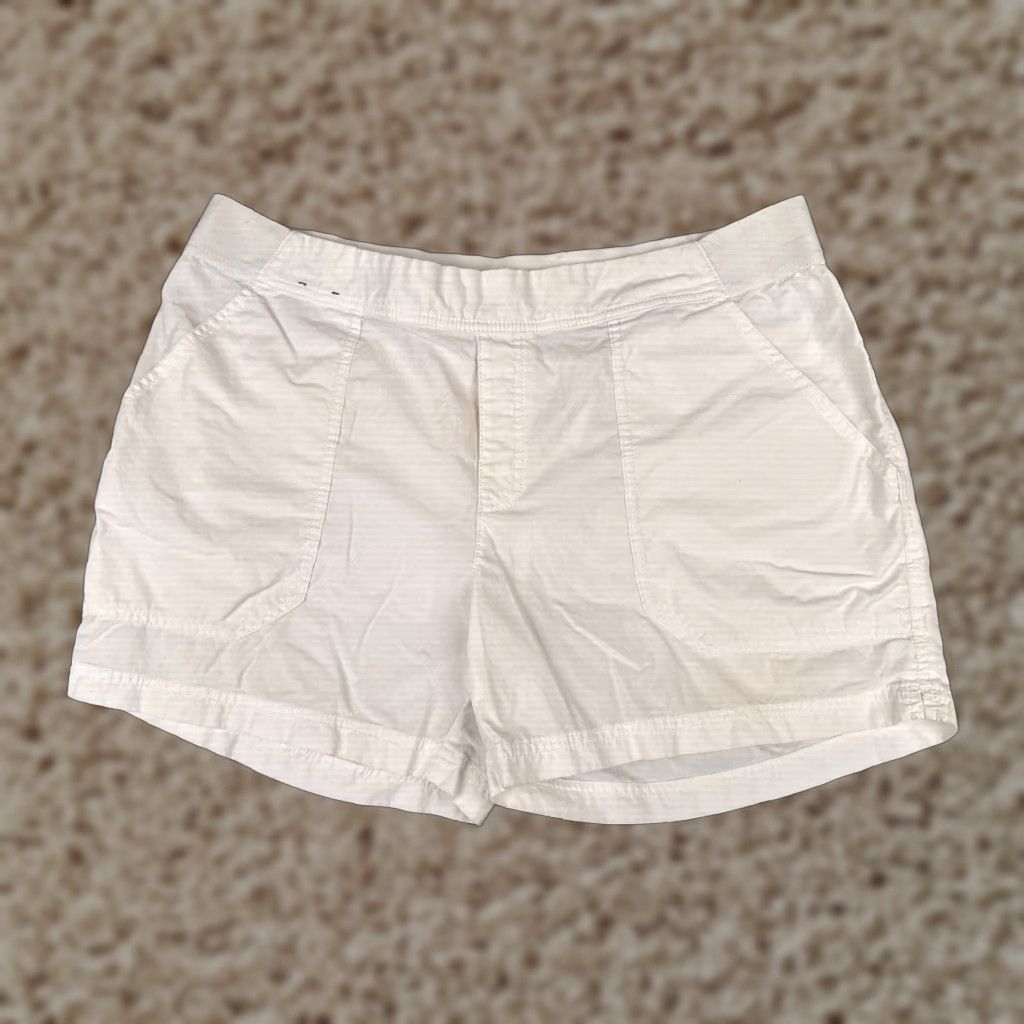 Vintage Columbia Shorts Women XL White Nylon Elastic Waist Pockets 5" Inseam Outdoor Shell 100% Nylon Womens Size 40" / US 18 - 1 Thumbnail