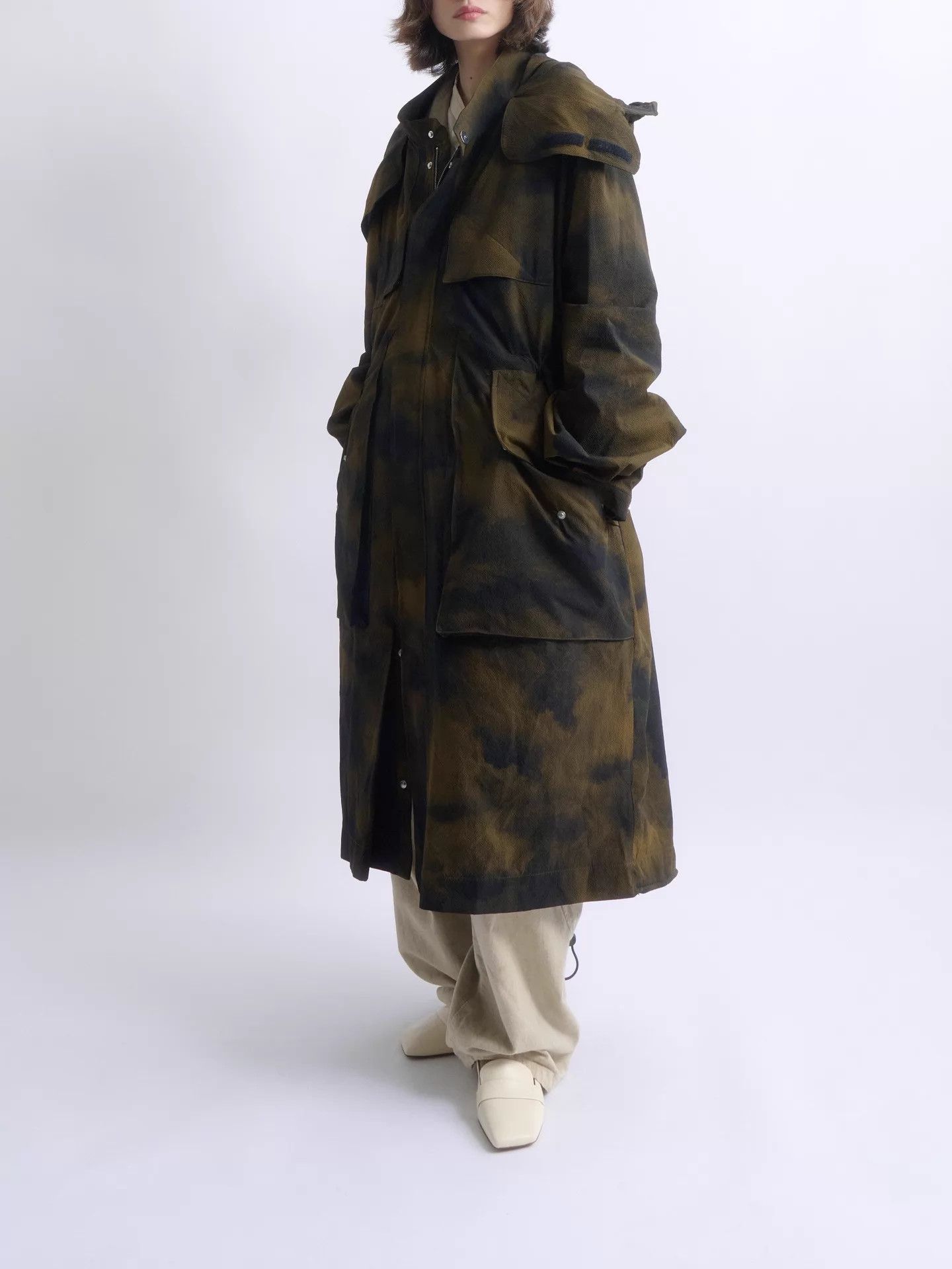 A-COLD-WALL* A-COLD-WALL tech long parka smoky camo cloud Size L Size US L / EU 52-54 / 3 - 2 Thumbnail