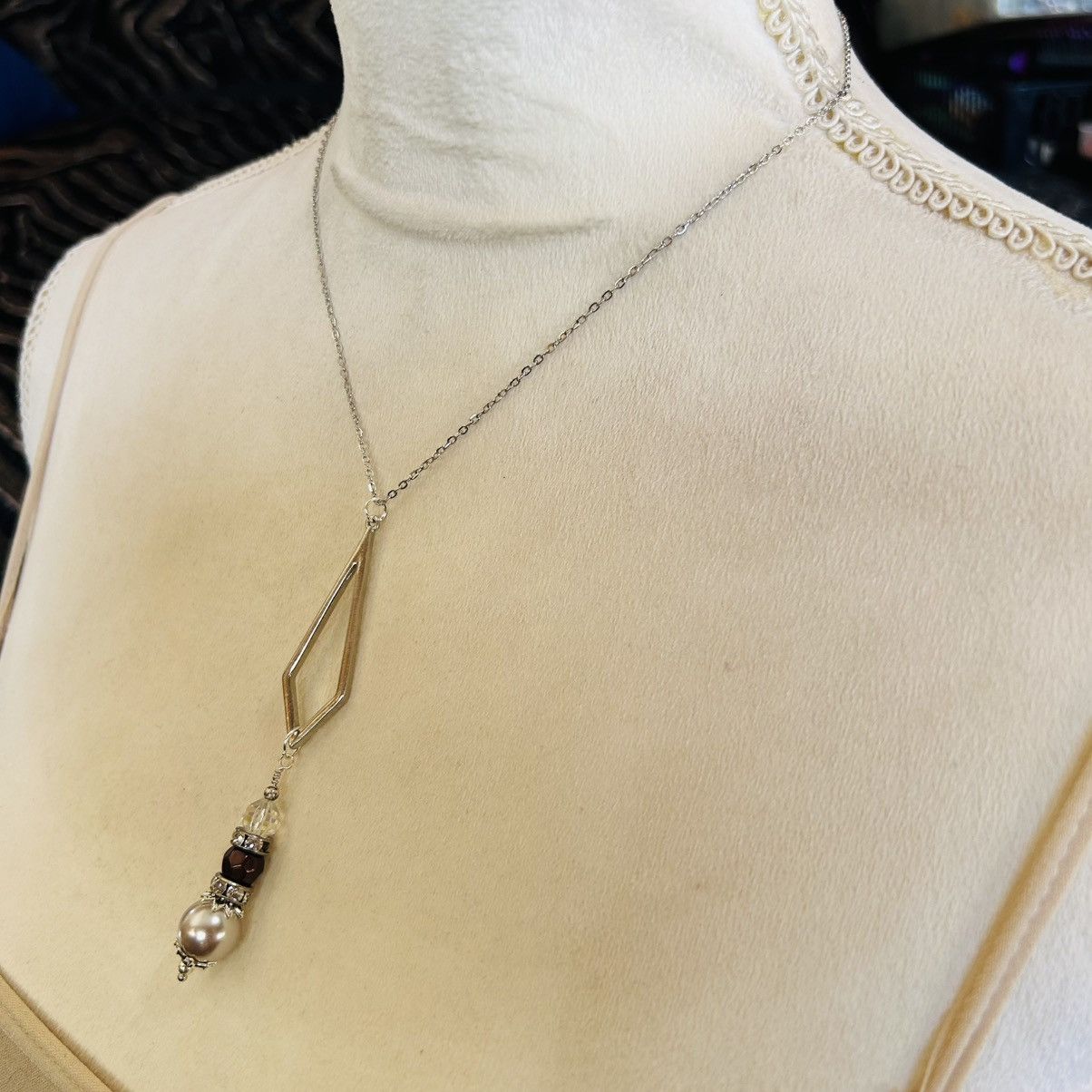 Handmade Handcrafted vintage bead drop pendant on chain necklace Size ONE SIZE - 3 Thumbnail