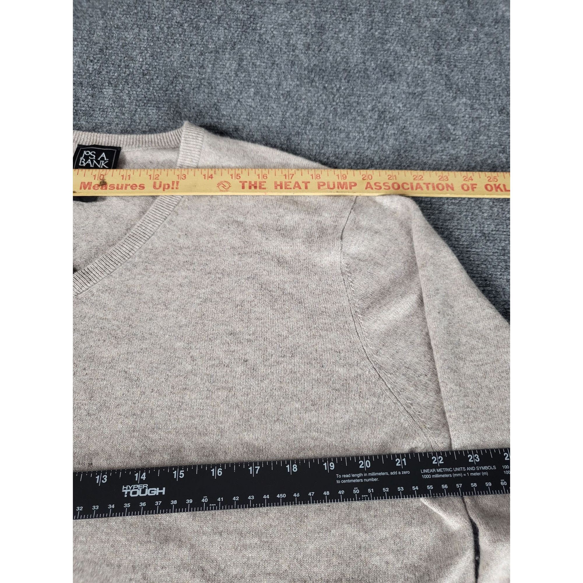 Jos. A. Bank Jos A. Bank Traveler Cashmere Sweater Men Sz XL Tight Knit V Size US XL / EU 56 / 4 - 4 Thumbnail