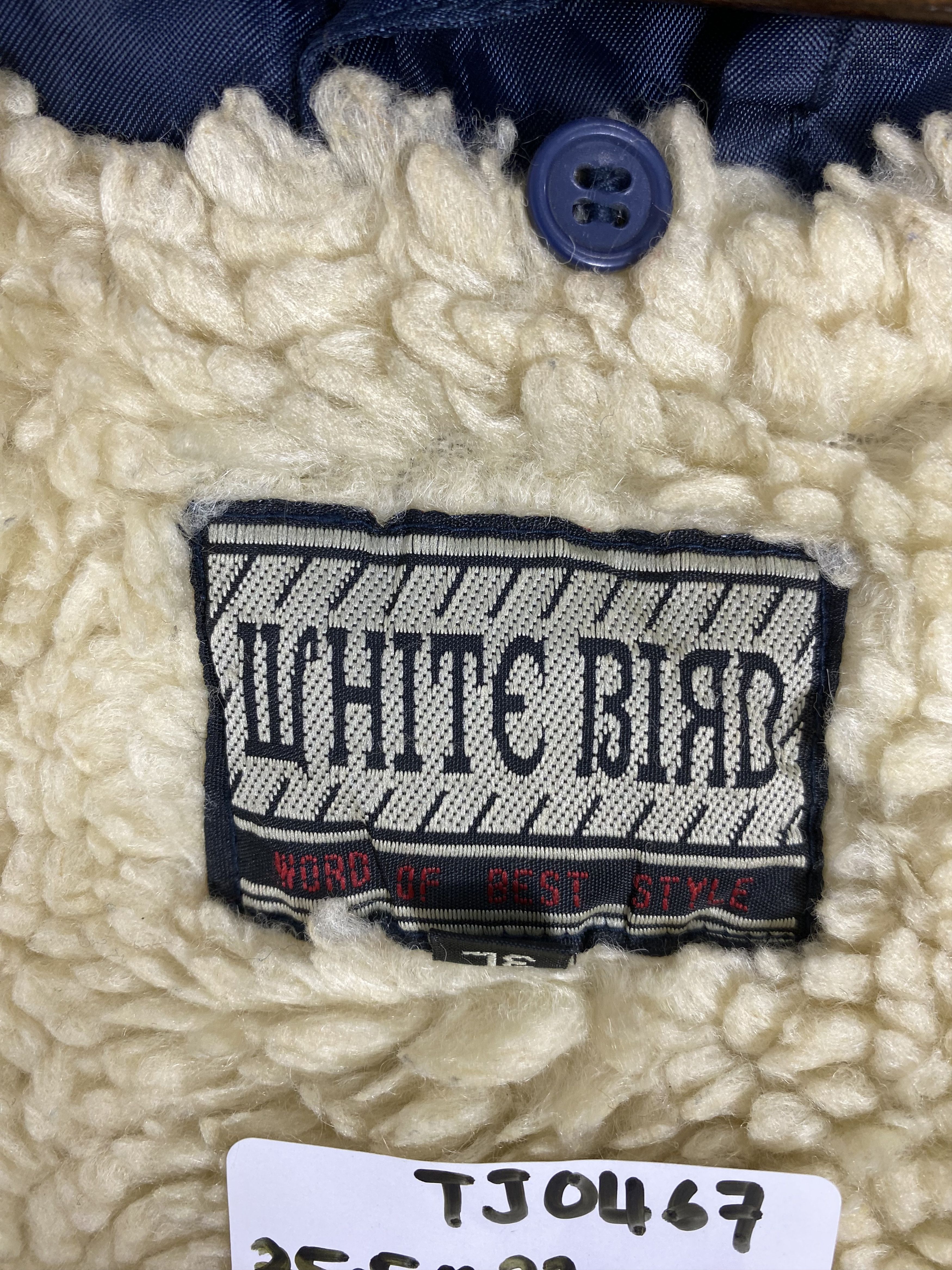 Japanese Brand Vintage White Bird Fleece Lining Multi Pocket Warm Jacket Size US L / EU 52-54 / 3 - 9 Thumbnail