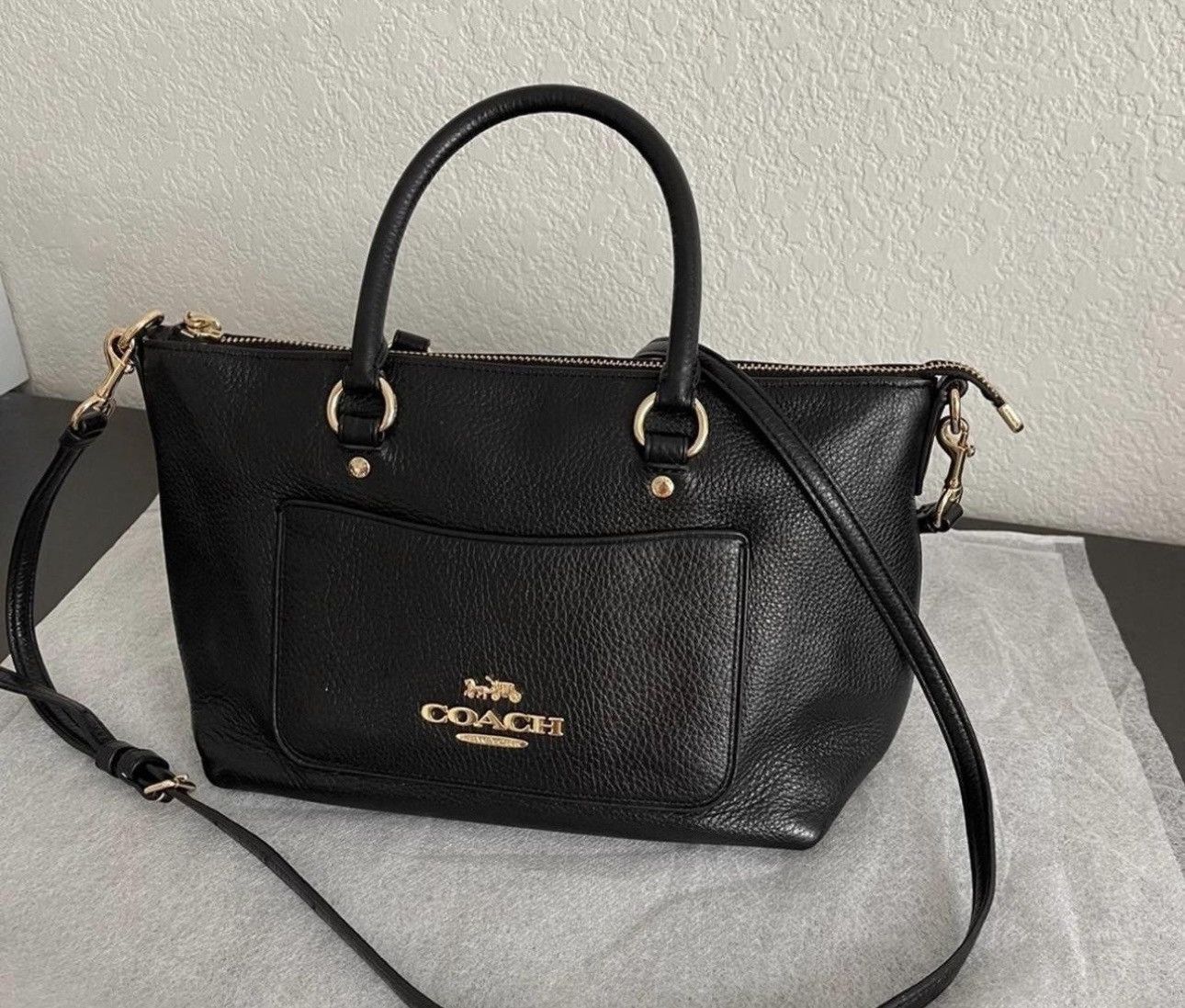 Coach MINI EMMA SATCHEL BLACK/LIGHT GOLD COACH Size ONE SIZE - 1 Thumbnail