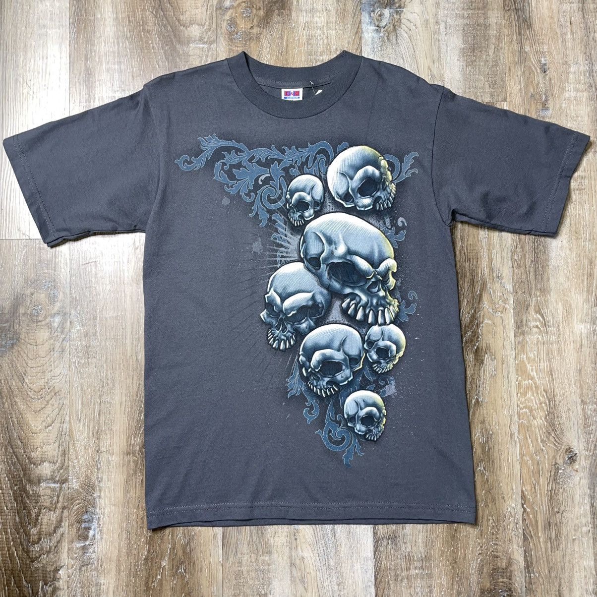 Vintage Grey Skull Pile Vintage Tee Shirt Mens Medium Y2K 2000s NEW Size US M / EU 48-50 / 2 - 2 Thumbnail
