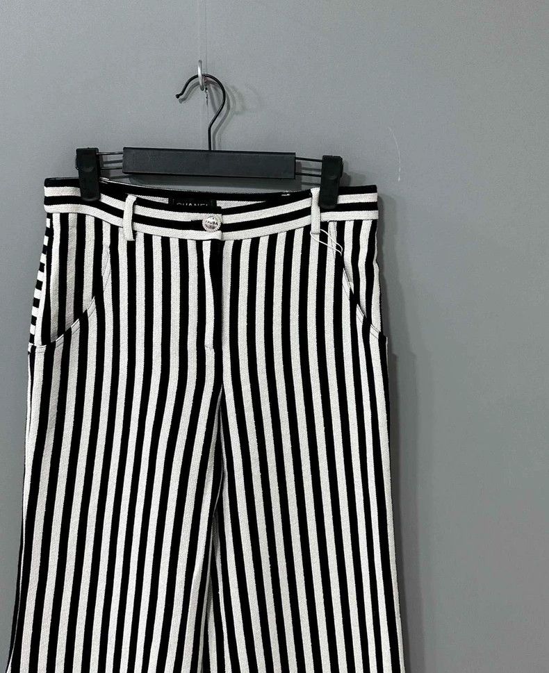 Chanel Chanel Black and white striped wide-leg trousers Size 24" / US 00 / IT 34 - 2 Thumbnail