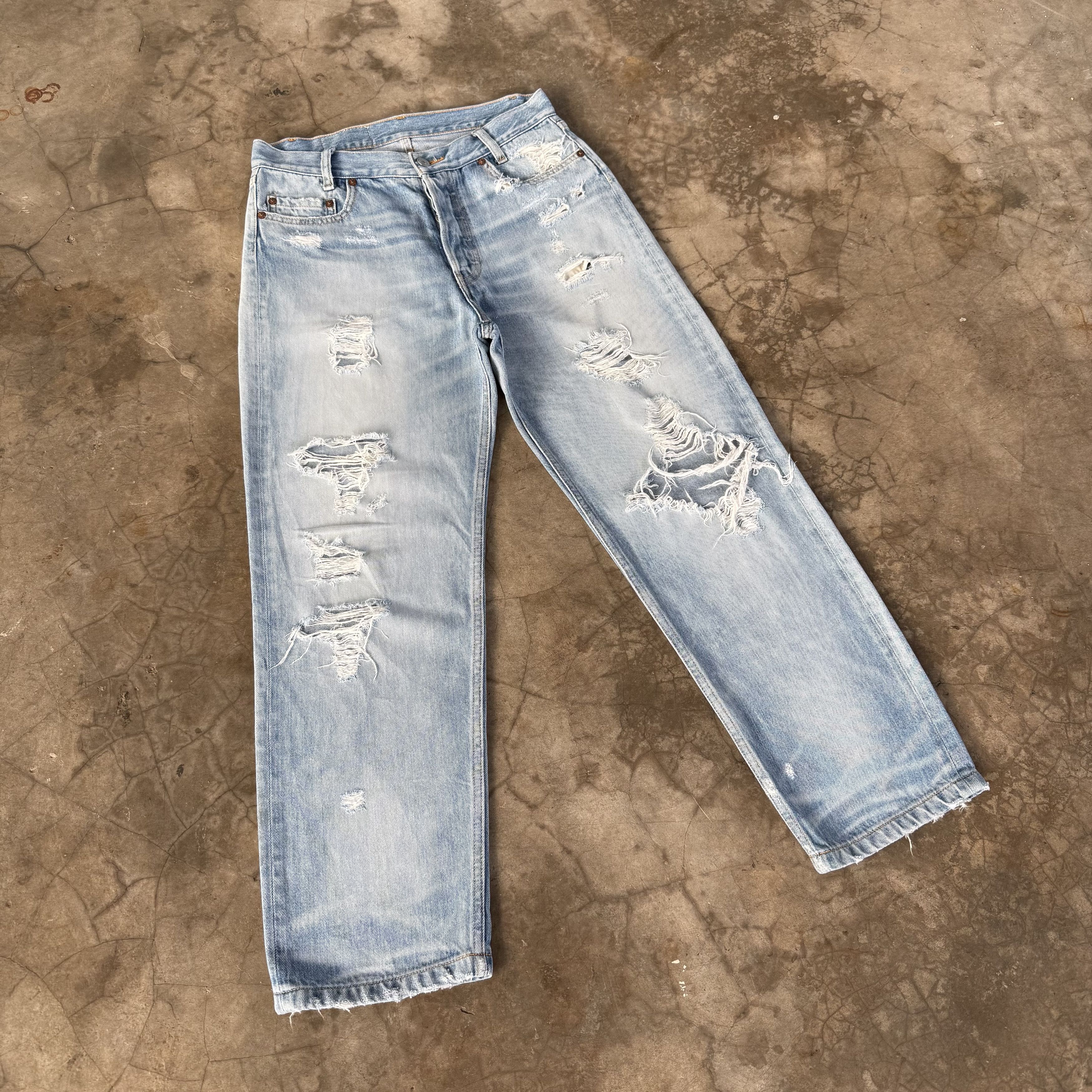Japanese Brand Vintage RNA INC ButtonFly Distressed Denim Pants Size US 30 / EU 46 - 1 Thumbnail