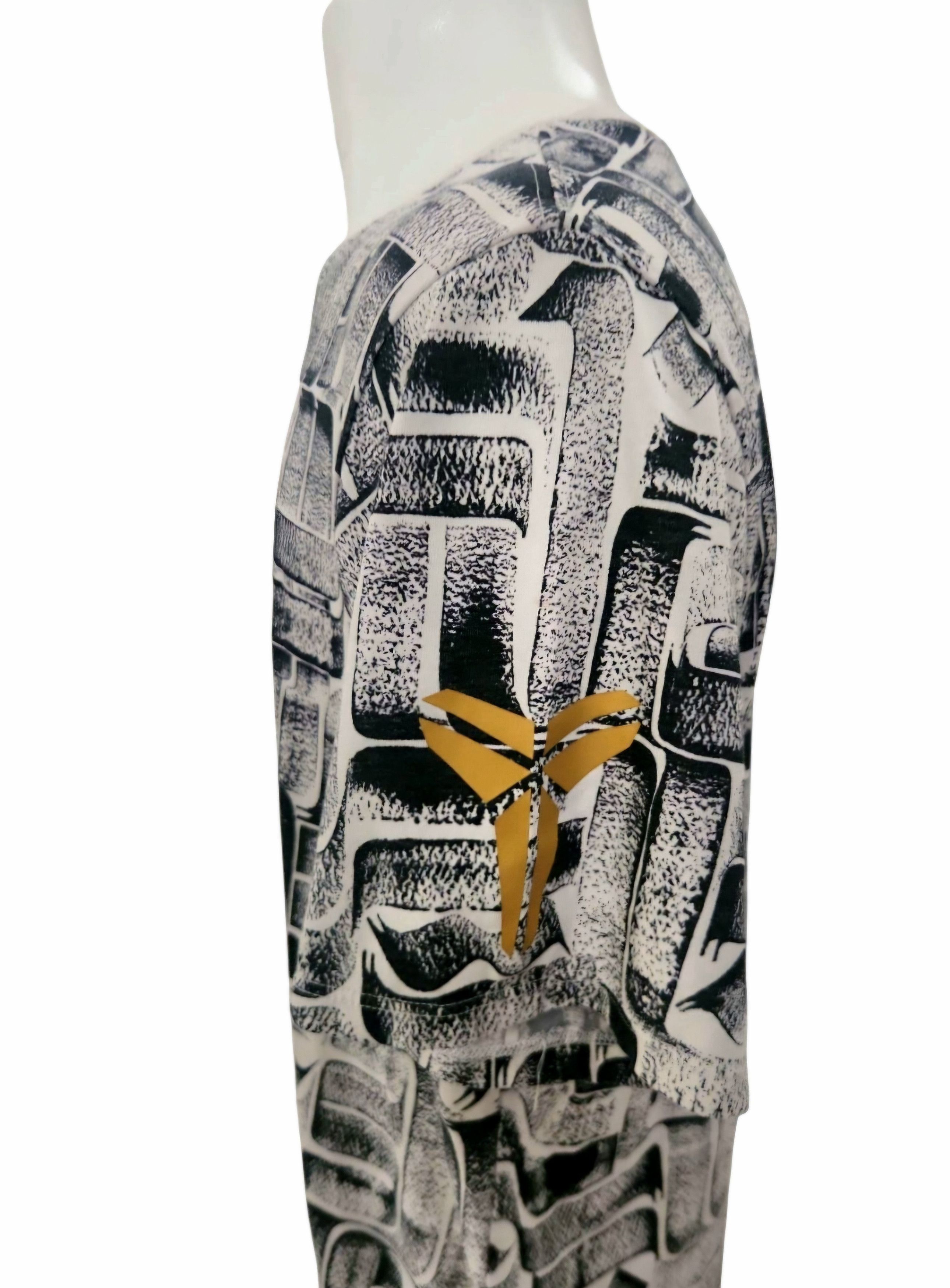 Nike Nike DriFit Kobe Bryant Black Mamba X Rostarr Graphic SZ L Size US L / EU 52-54 / 3 - 3 Thumbnail