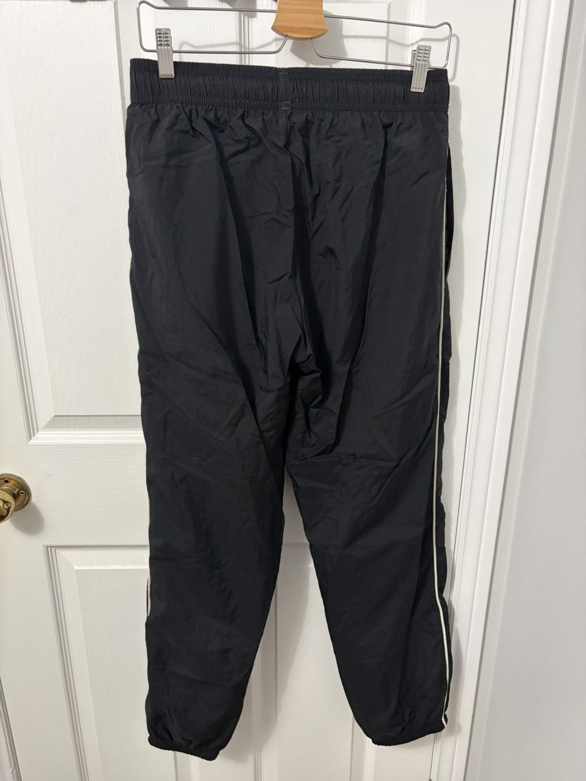 Adidas Adidas Vintage Joggers Size US 32 / EU 48 - 2 Thumbnail