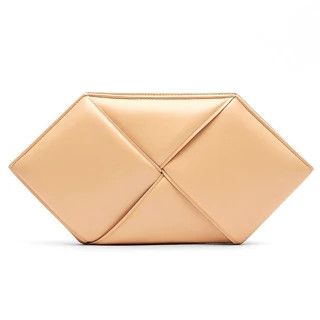 o1n1vont0624 Size: OS / Lambskin Clutch in Beige