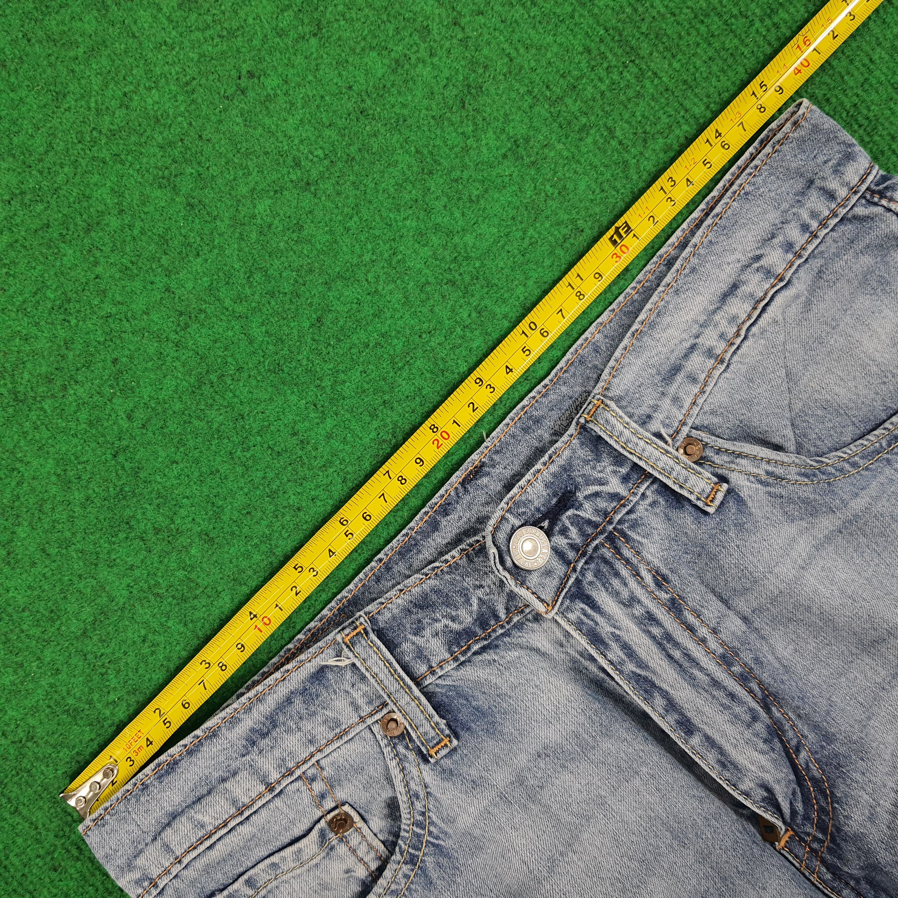 Levi's × Levi's Vintage Clothing × Vintage Vintage Levi's Premium San Francisco Distressed Jeans Size US 30 / EU 46 - 14 Thumbnail