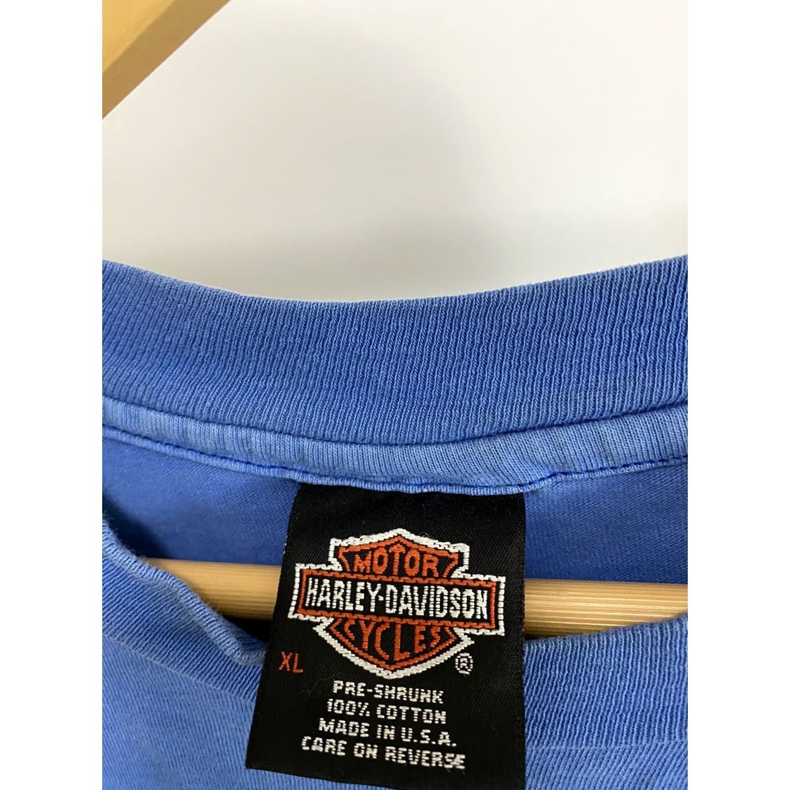 Harley Davidson Harley-Davidson T-Shirt Big Shield Graphic Blue XL USA Mens Shirt Sized XL VTG Stitch Short Sleeve Regular Fit Size US XL / EU 56 / 4 - 3 Thumbnail